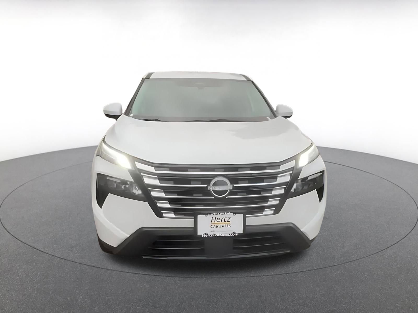 Thumbnail: 2025 Nissan Rogue - 4