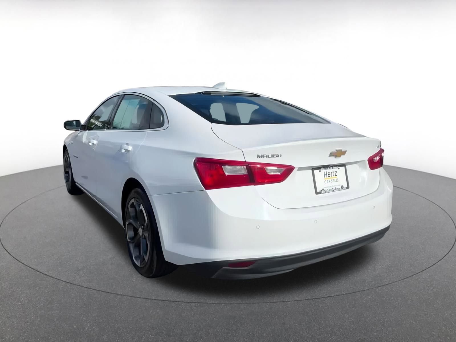 Thumbnail: 2023 Chevrolet Malibu - 11