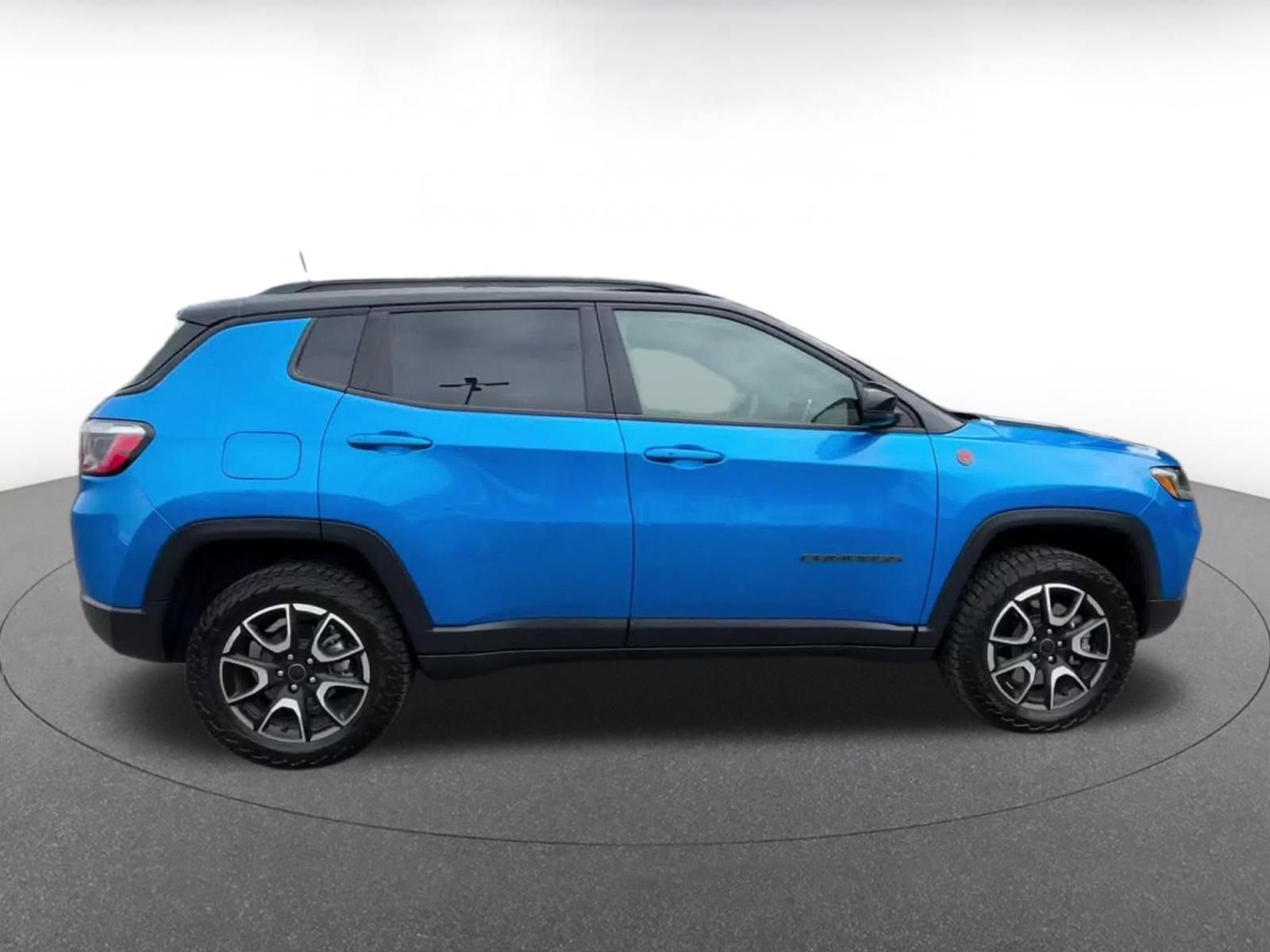 Thumbnail: 2025 Jeep Compass - 16