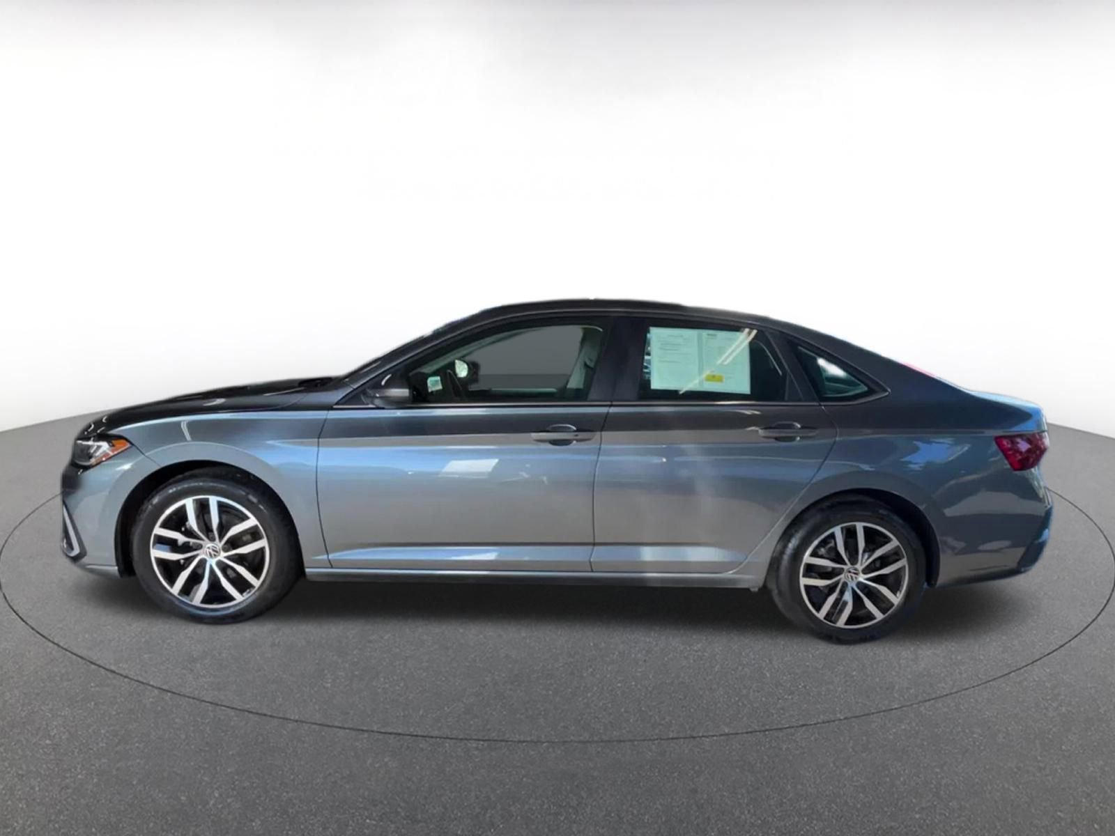 Thumbnail: 2025 Volkswagen Jetta - 7