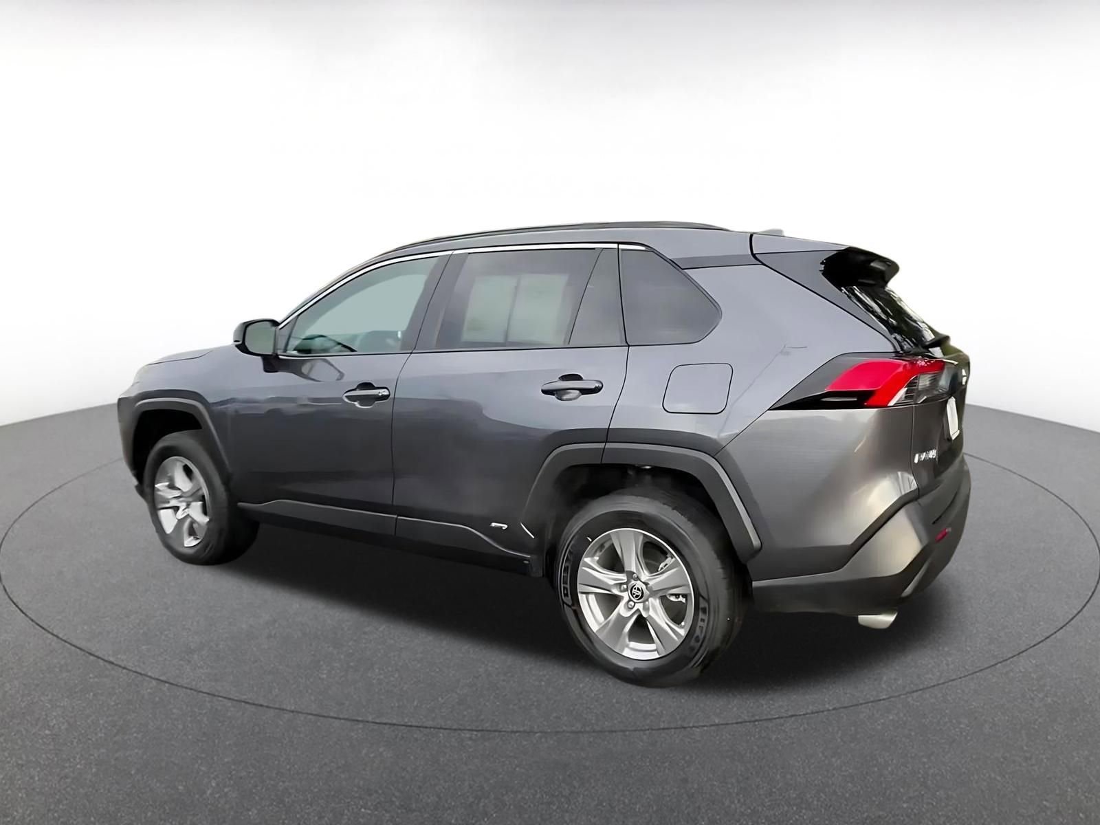 Thumbnail: 2025 Toyota RAV4 - 10