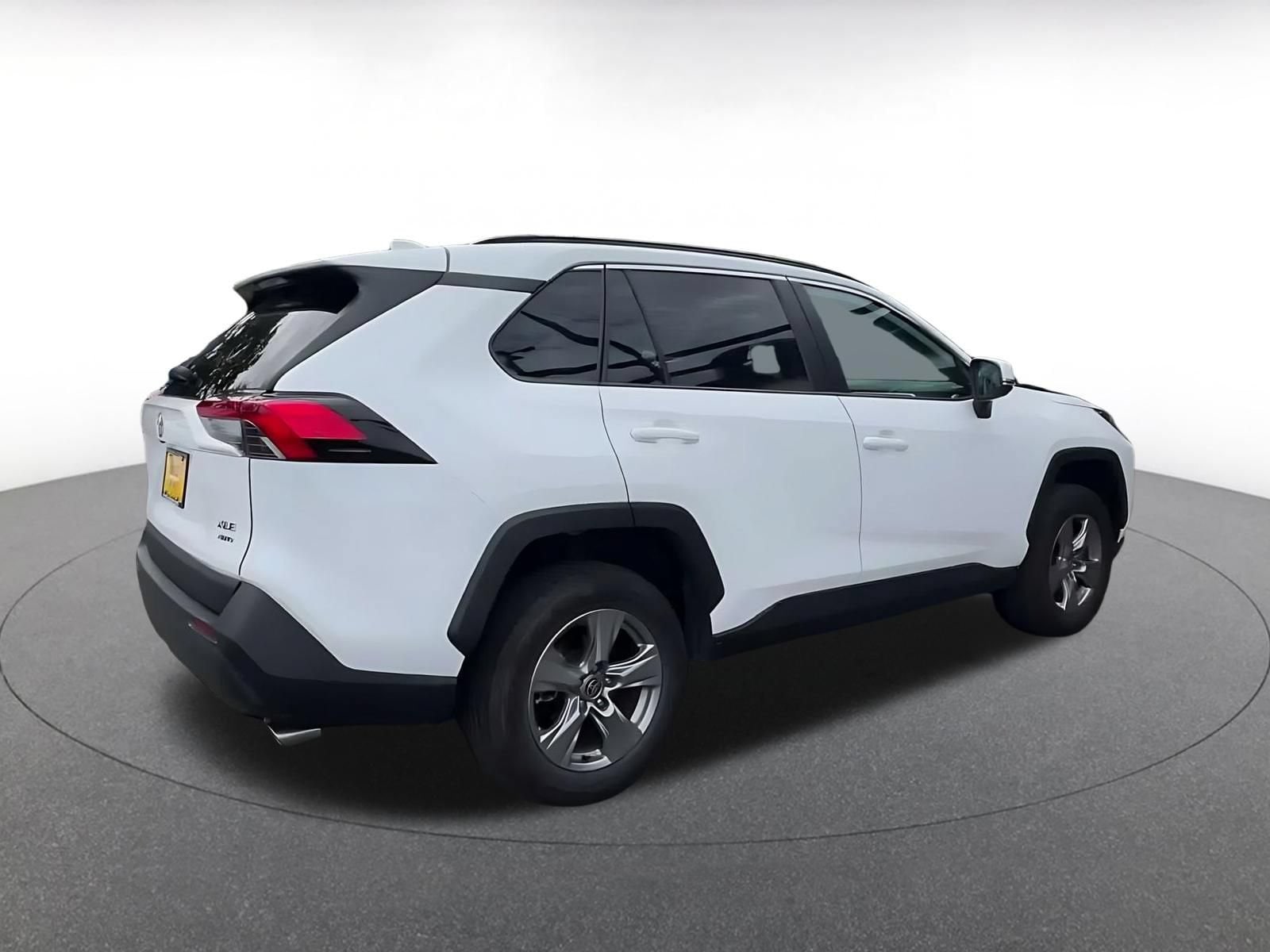 Thumbnail: 2025 Toyota RAV4 - 15