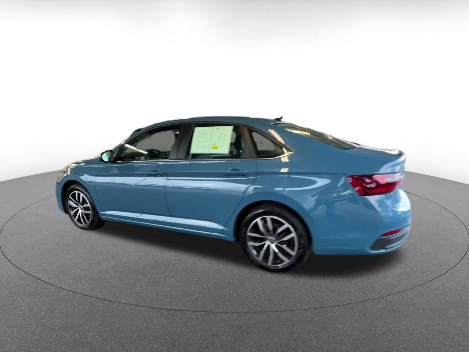 Thumbnail: 2025 Volkswagen Jetta - 9