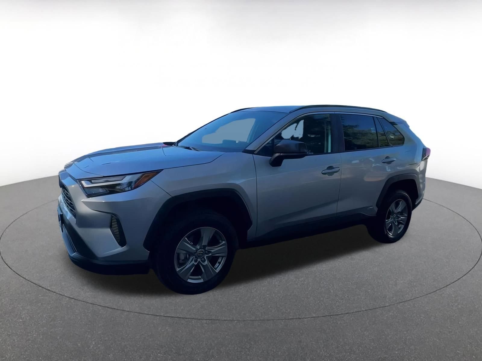 Thumbnail: 2025 Toyota RAV4 - 8