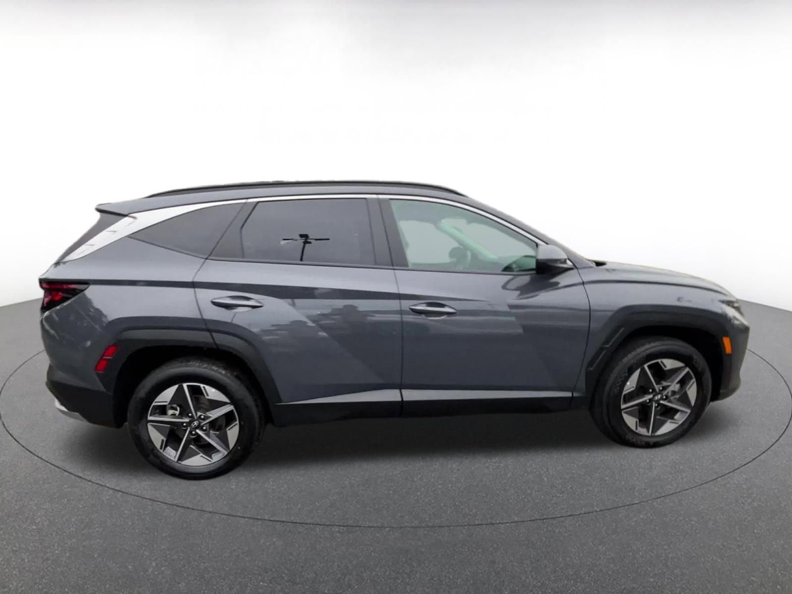 Thumbnail: 2025 Hyundai Tucson - 16