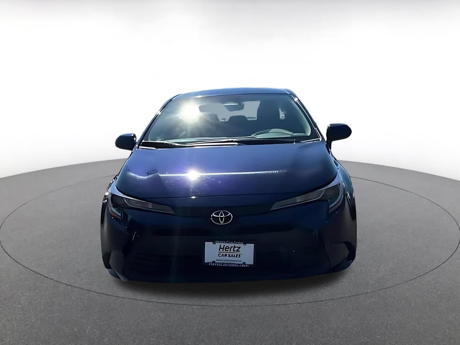 Thumbnail: 2025 Toyota Corolla - 4