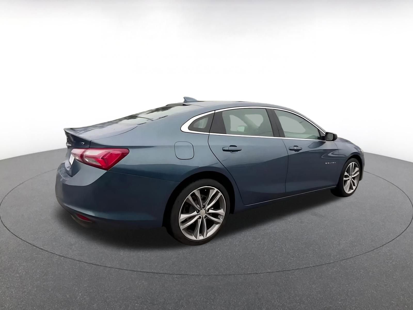 Thumbnail: 2024 Chevrolet Malibu - 14