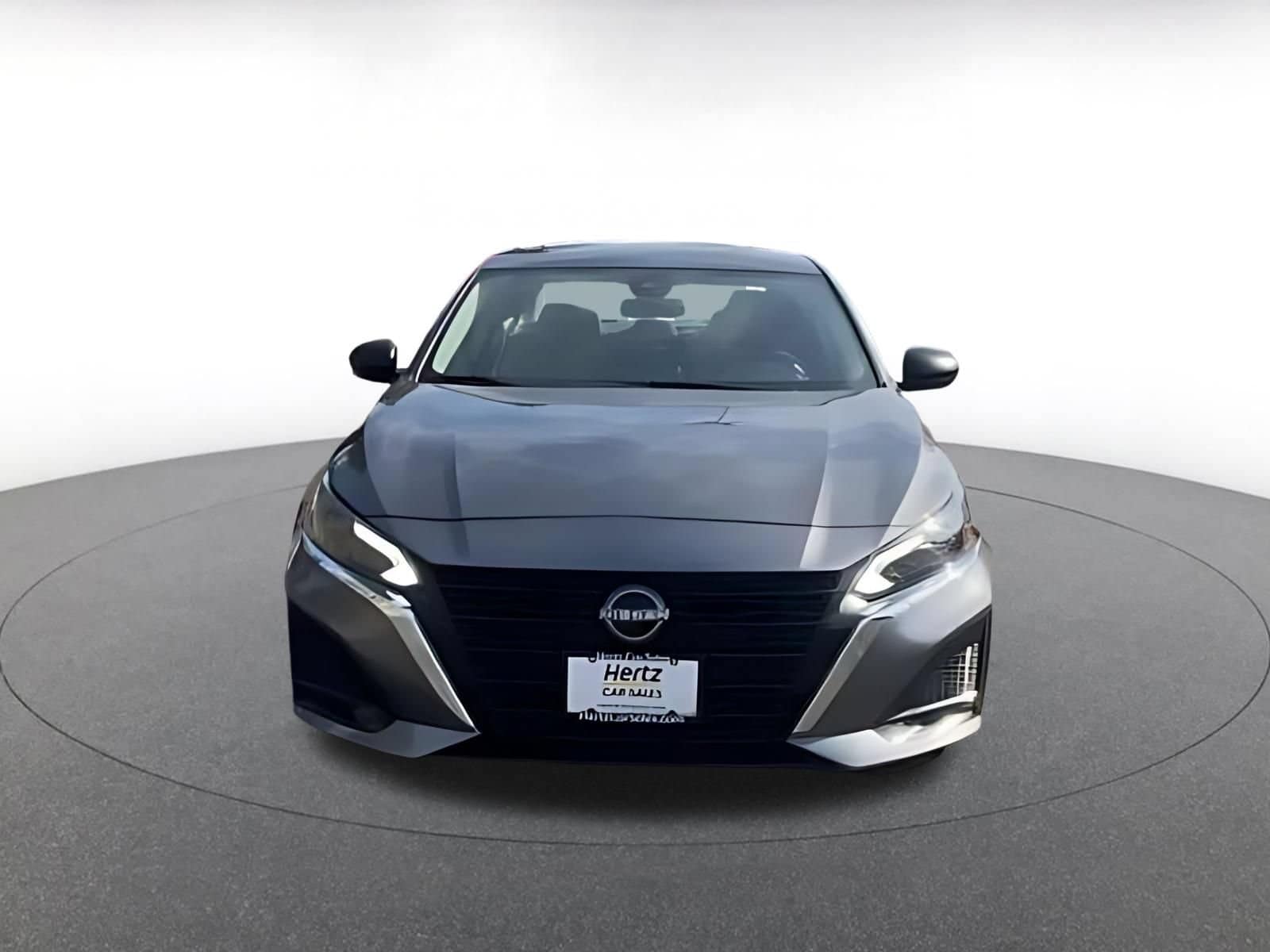 Thumbnail: 2025 Nissan Altima - 13