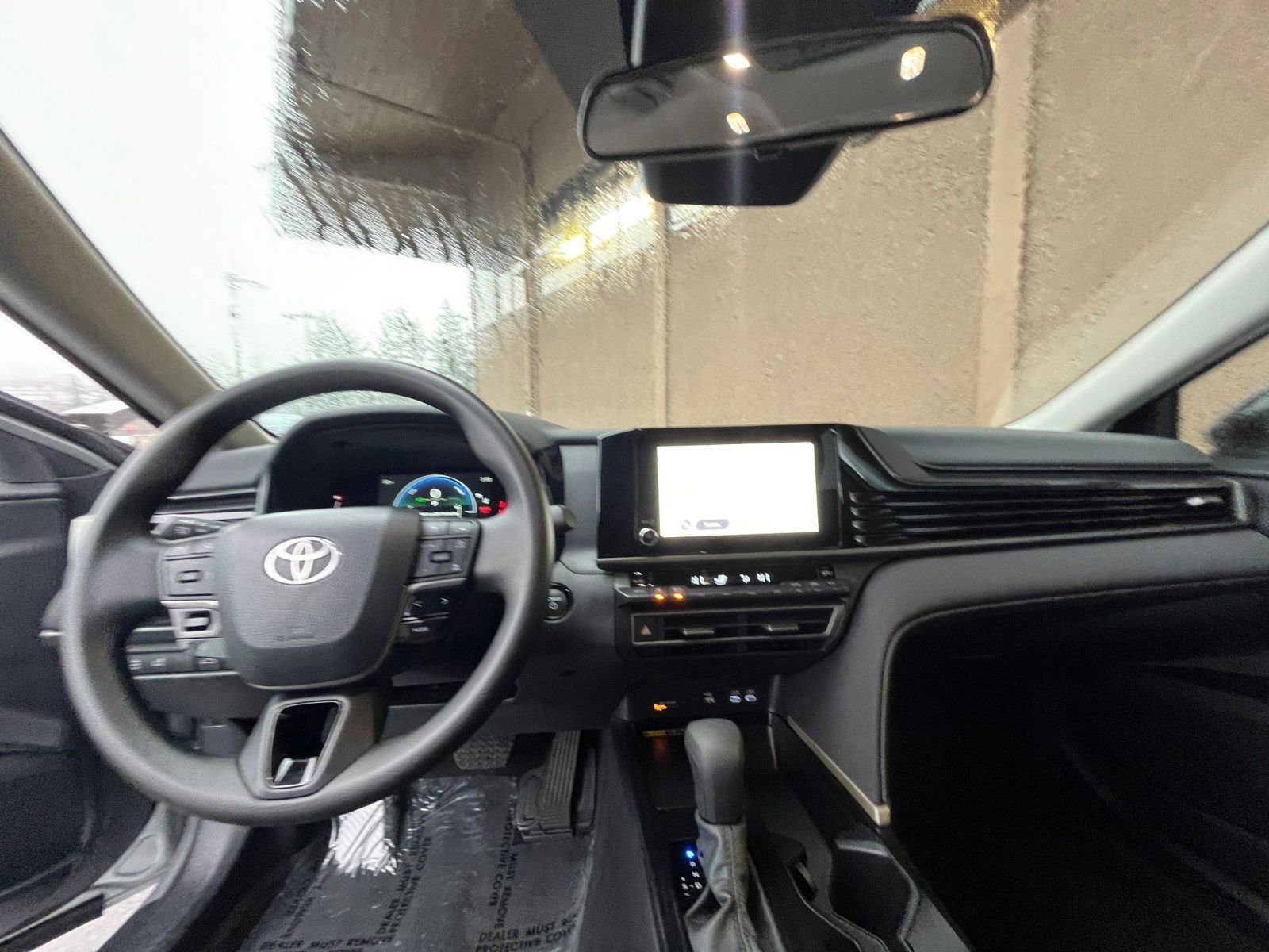 Thumbnail: 2025 Toyota Camry - 33