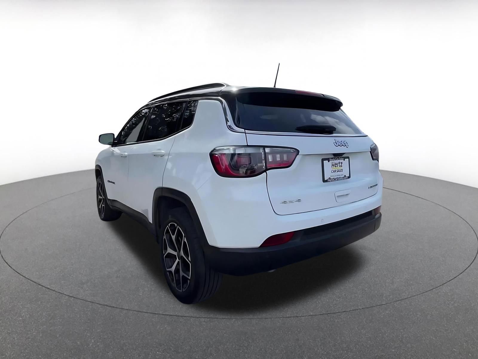 Thumbnail: 2025 Jeep Compass - 11