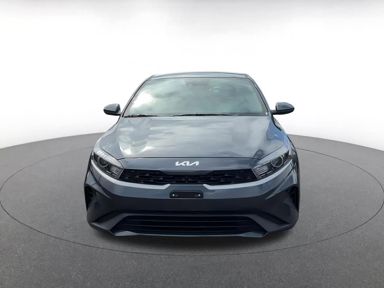 Thumbnail: 2024 Kia Forte - 5