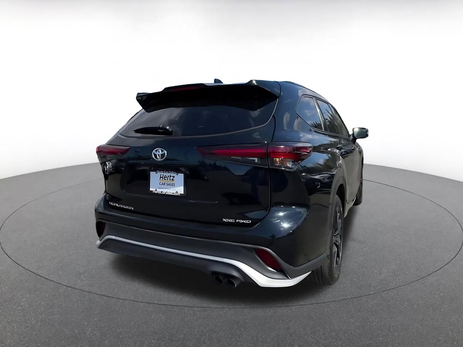 Thumbnail: 2025 Toyota Highlander - 15