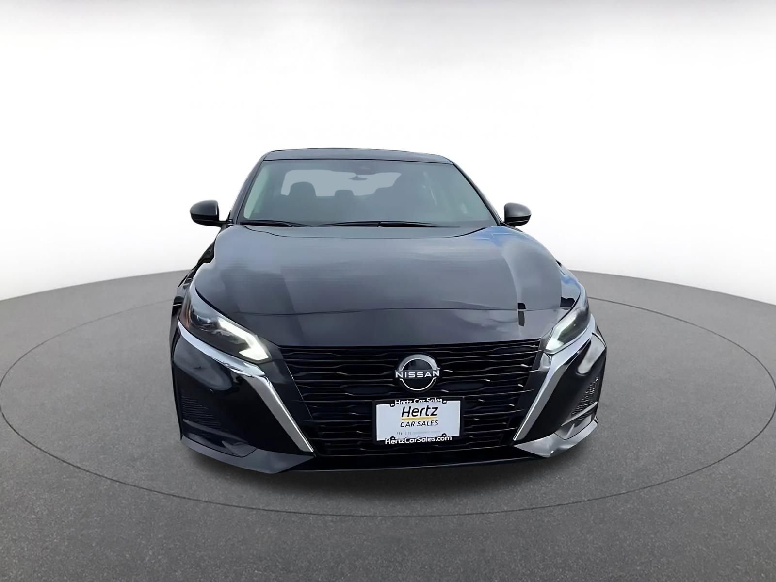 Thumbnail: 2025 Nissan Altima - 4