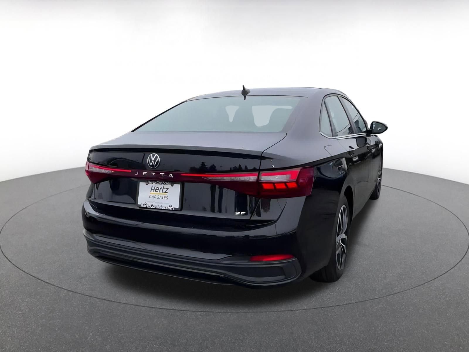 Thumbnail: 2025 Volkswagen Jetta - 15