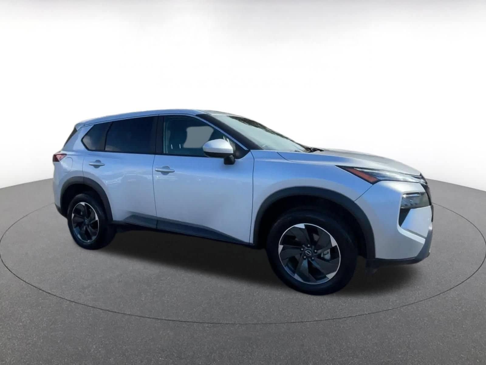 Thumbnail: 2025 Nissan Rogue - 2