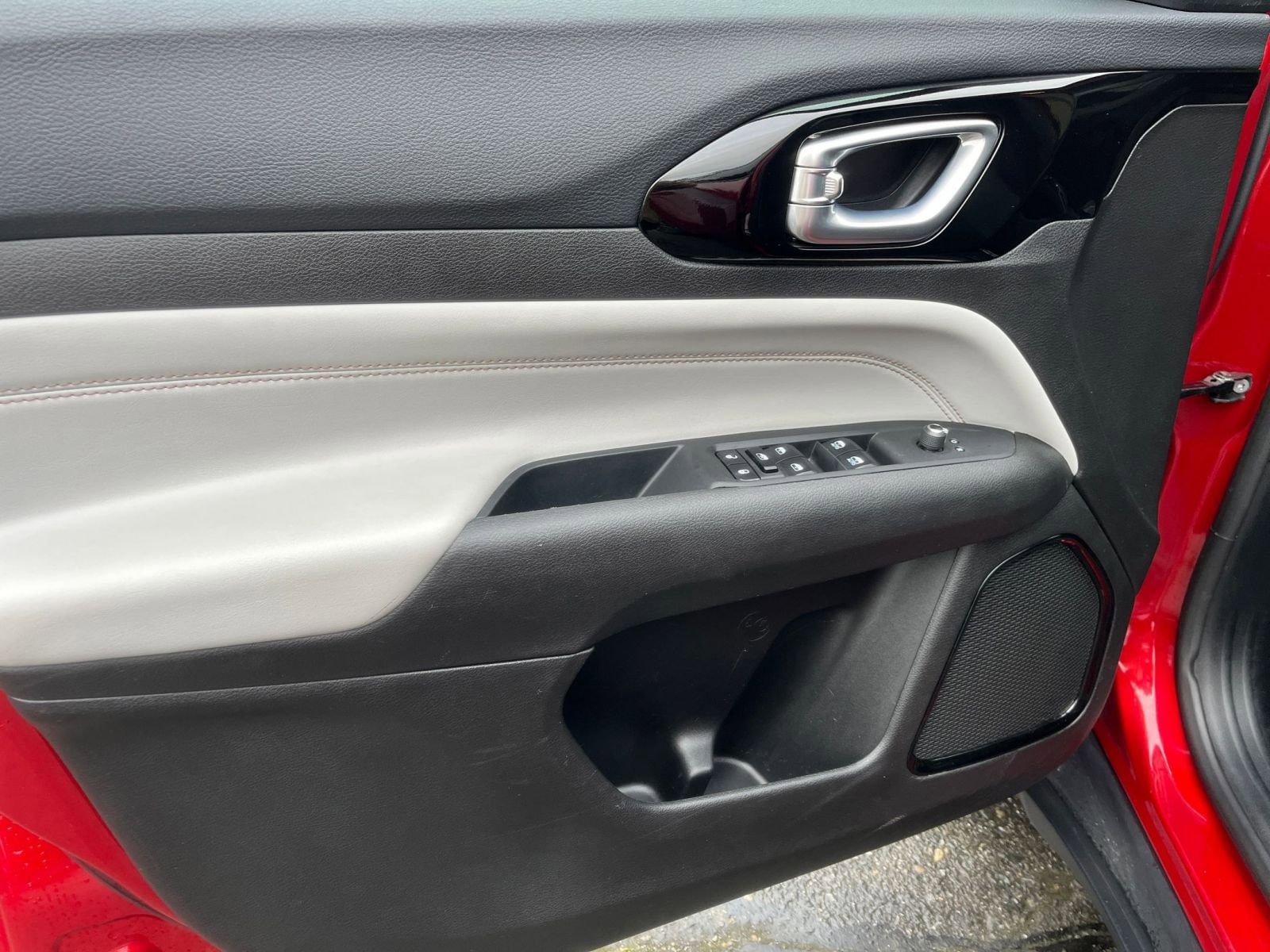 Thumbnail: 2025 Jeep Compass - 18