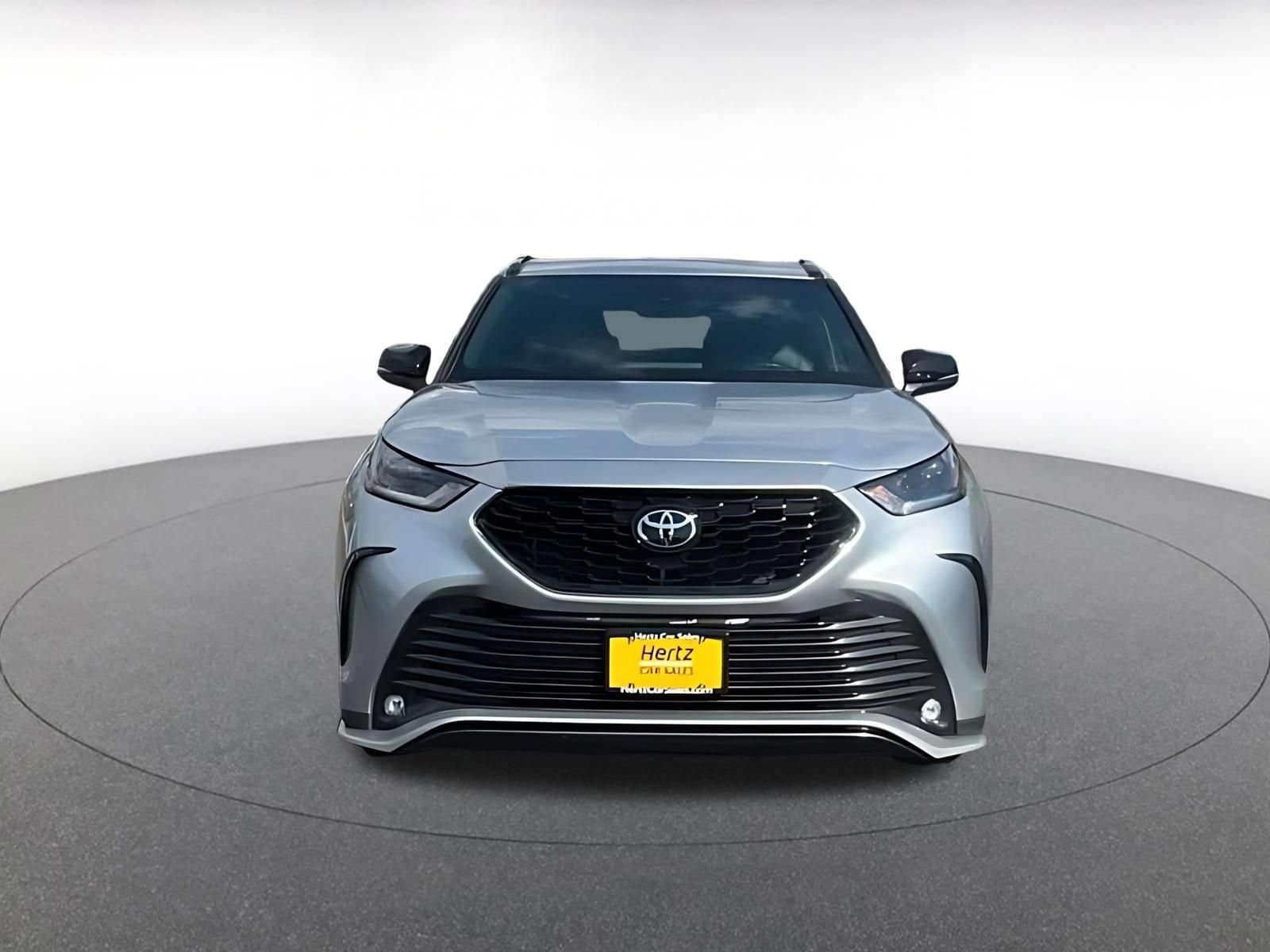 Thumbnail: 2025 Toyota Highlander - 4