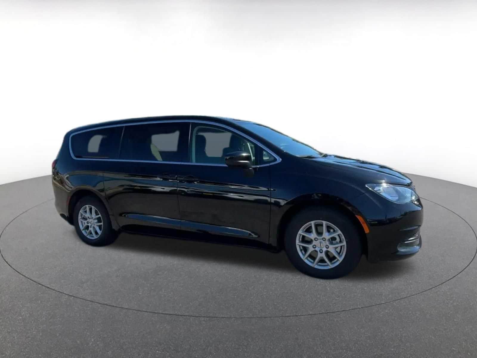 Thumbnail: 2024 Chrysler Voyager - 2