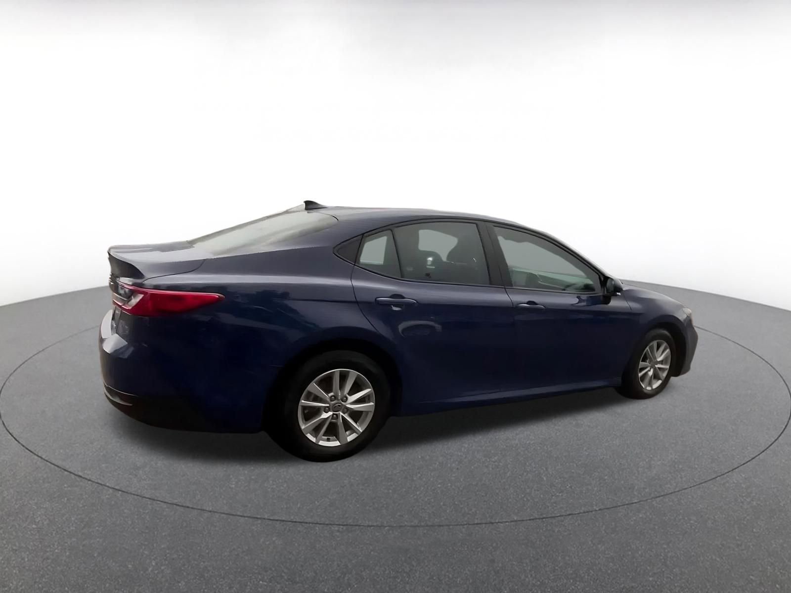 Thumbnail: 2025 Toyota Camry - 15