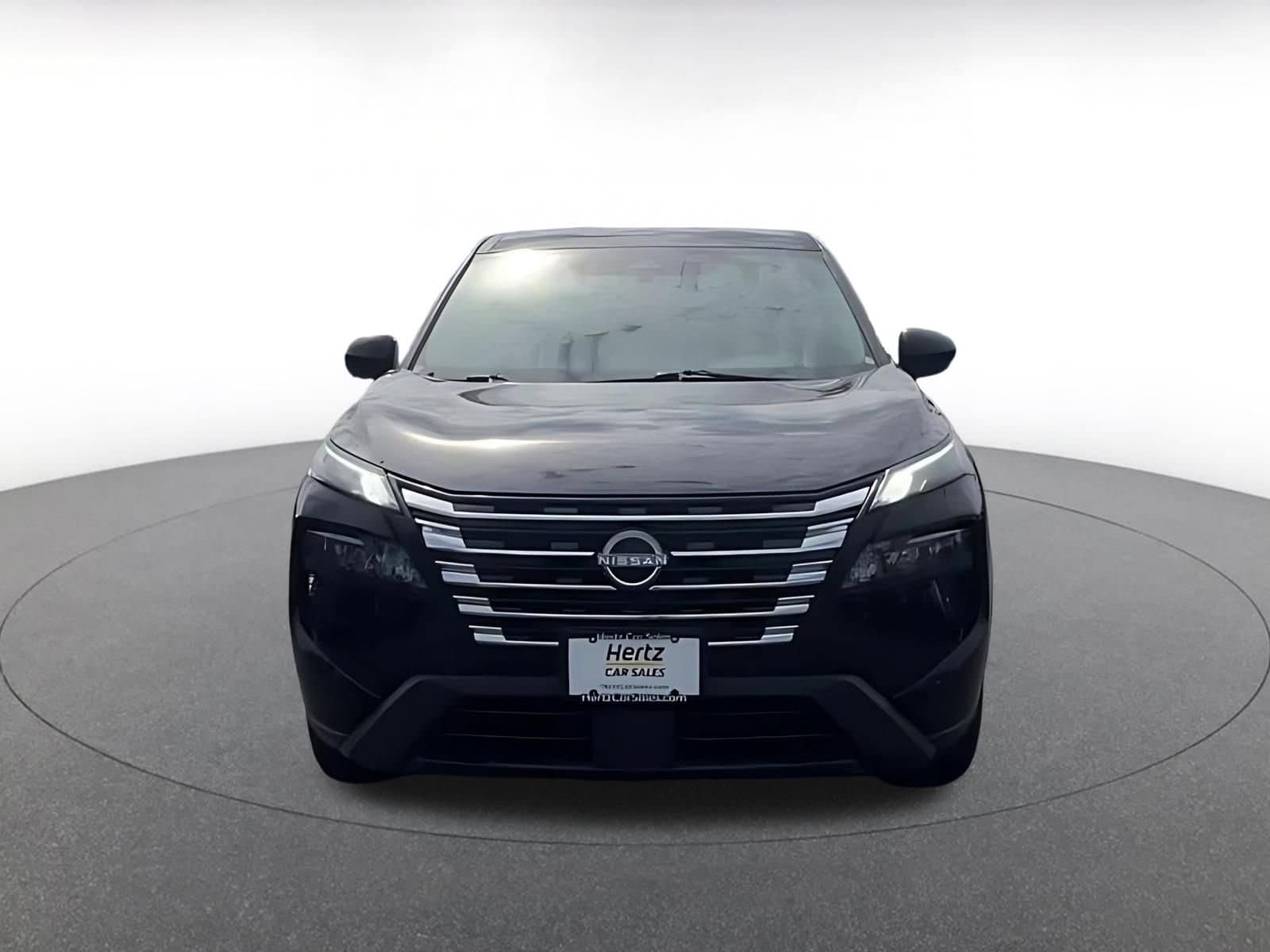 Thumbnail: 2025 Nissan Rogue - 4