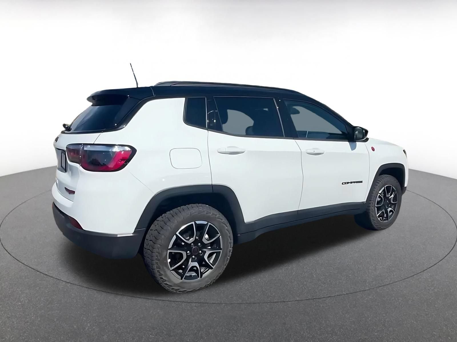 Thumbnail: 2026 Jeep Compass - 15