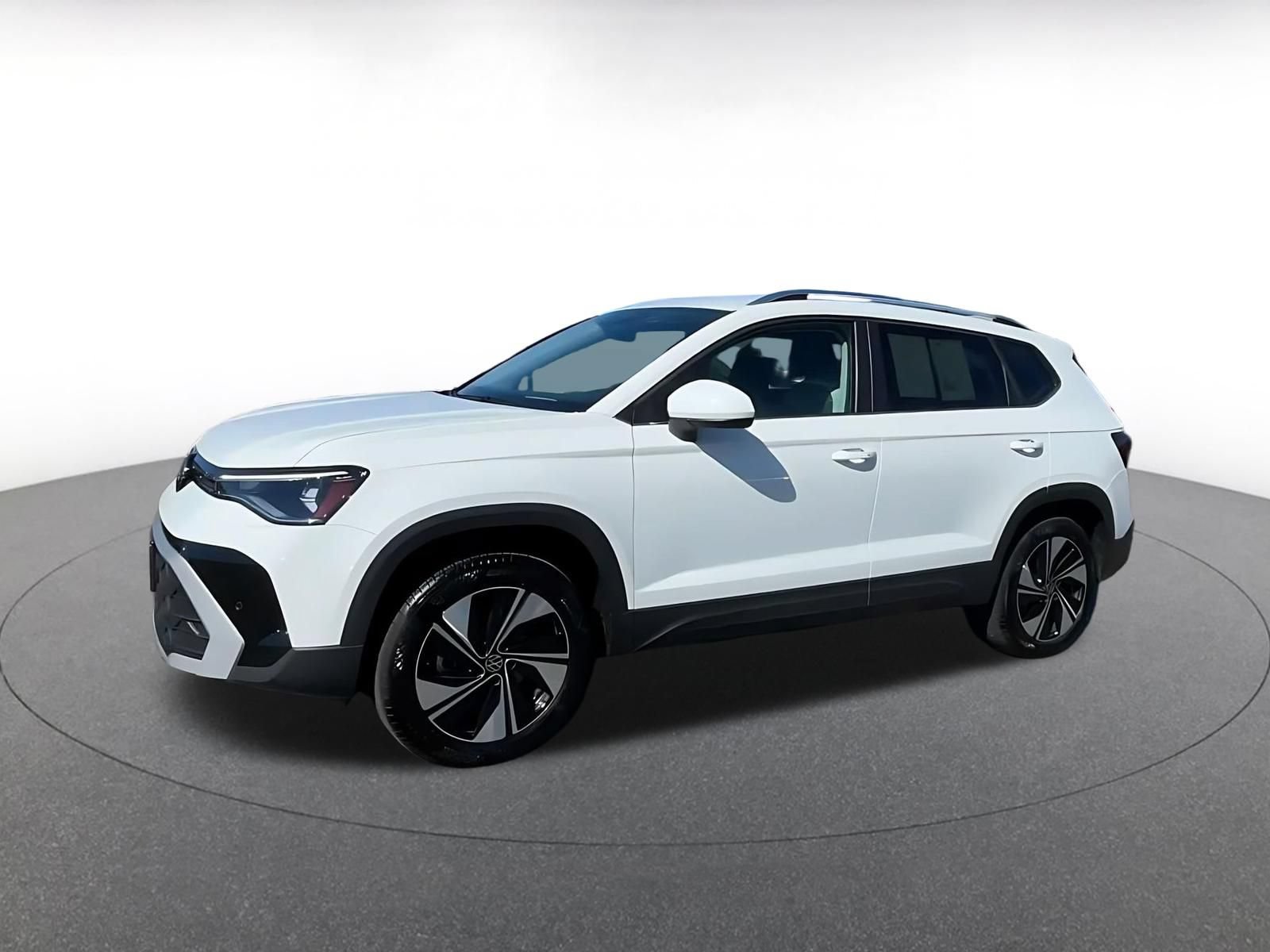 Thumbnail: 2026 Volkswagen Taos - 7
