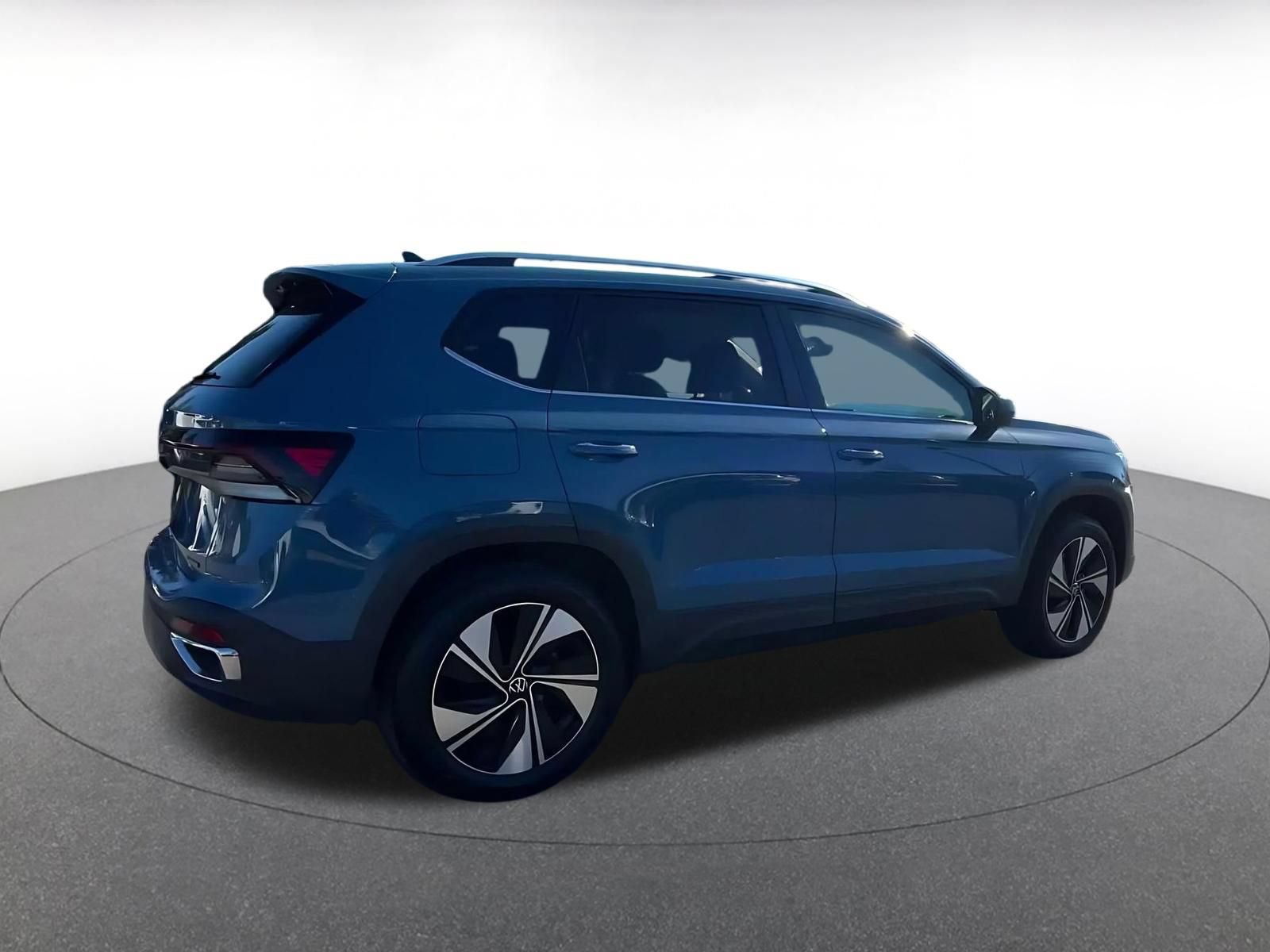 Thumbnail: 2026 Volkswagen Taos - 13