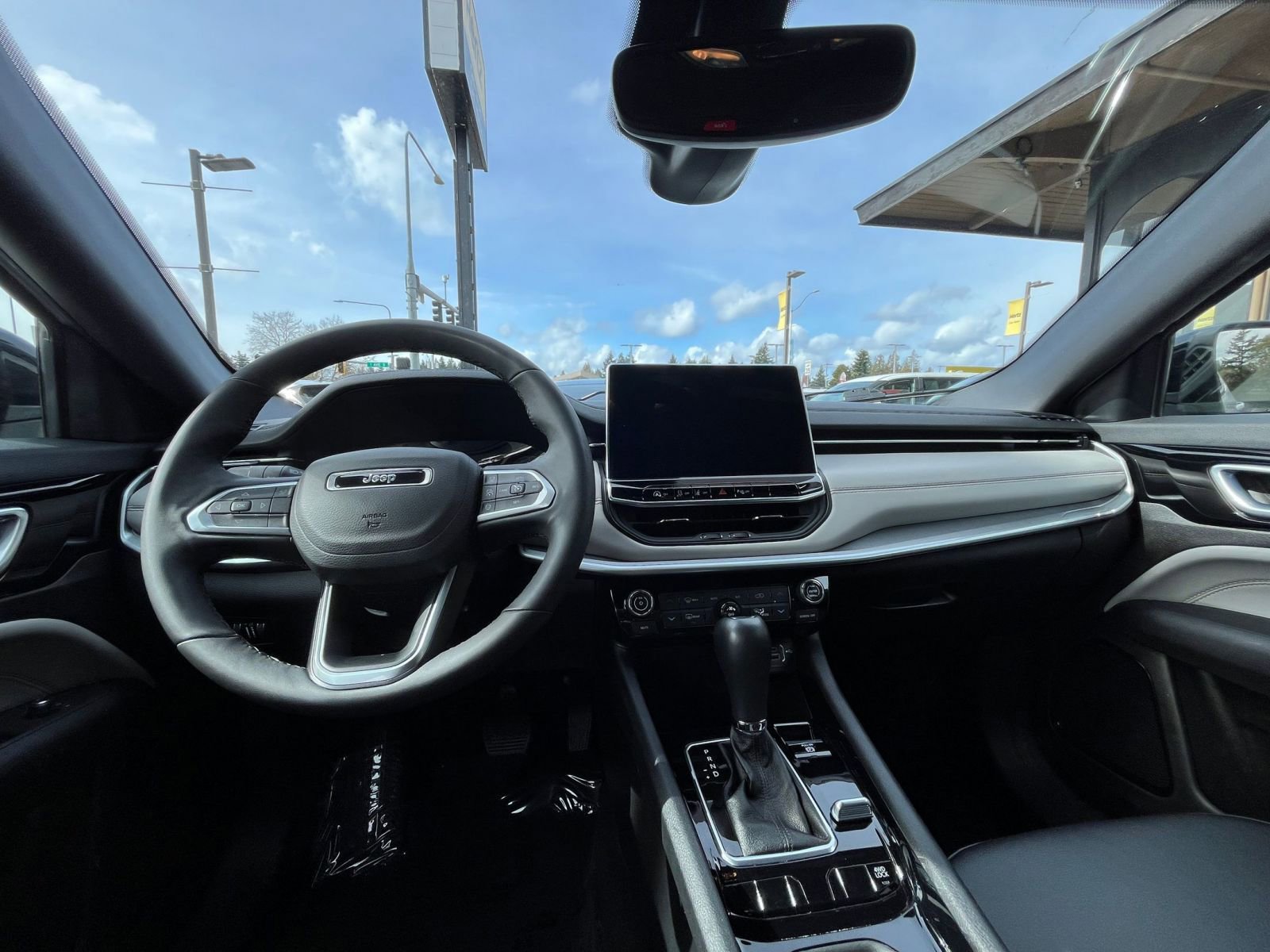 Thumbnail: 2025 Jeep Compass - 34