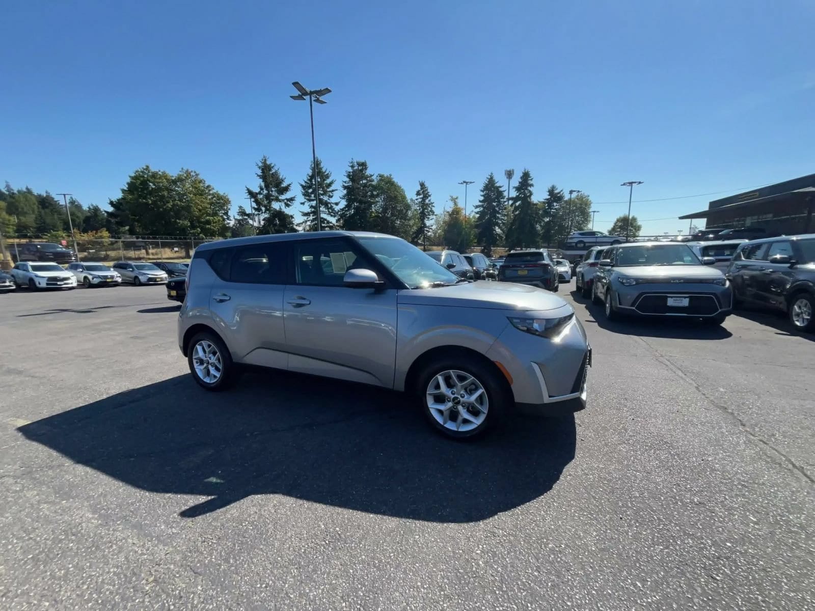 Thumbnail: 2025 Kia Soul - 2