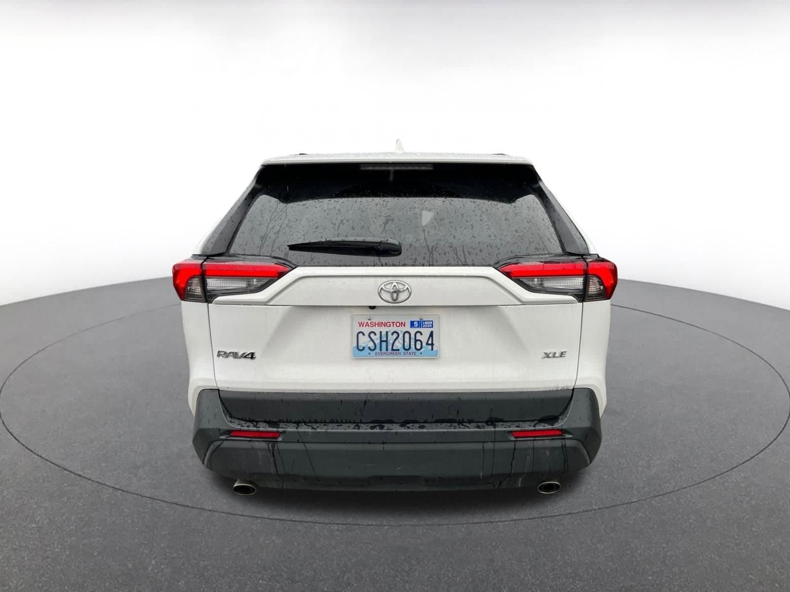 Thumbnail: 2025 Toyota RAV4 - 6