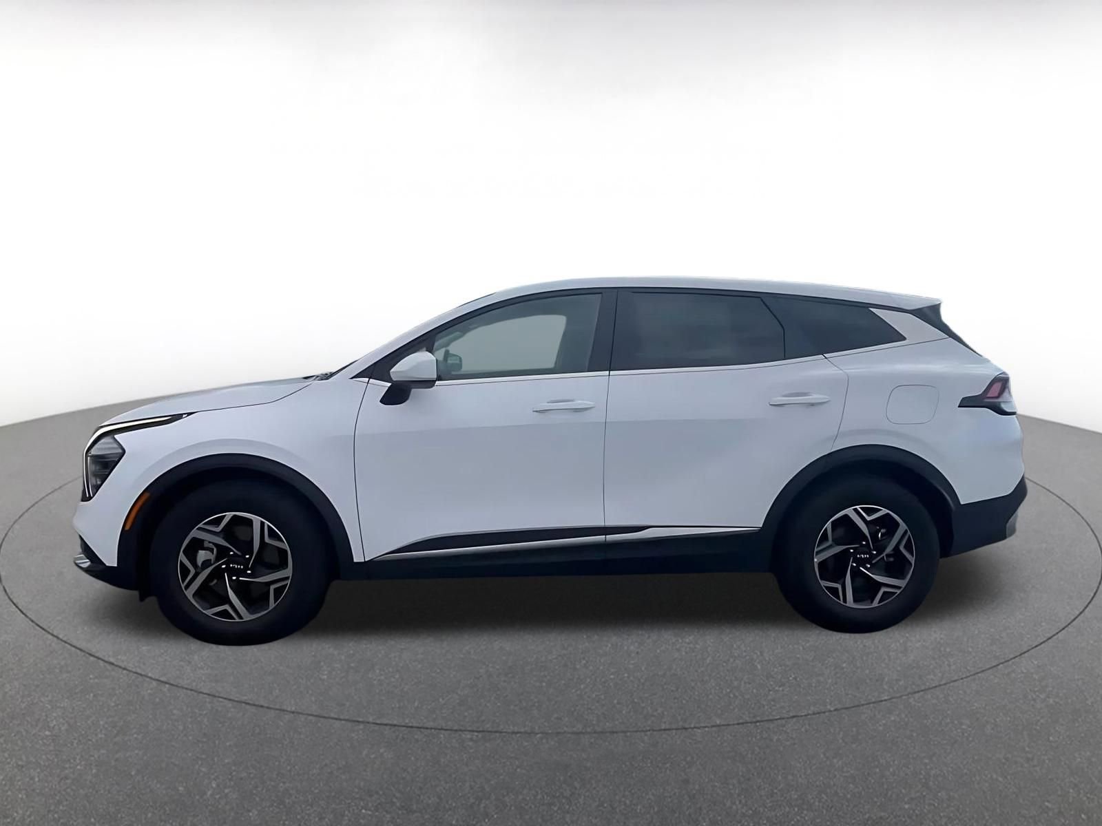 Thumbnail: 2025 Kia Sportage - 9