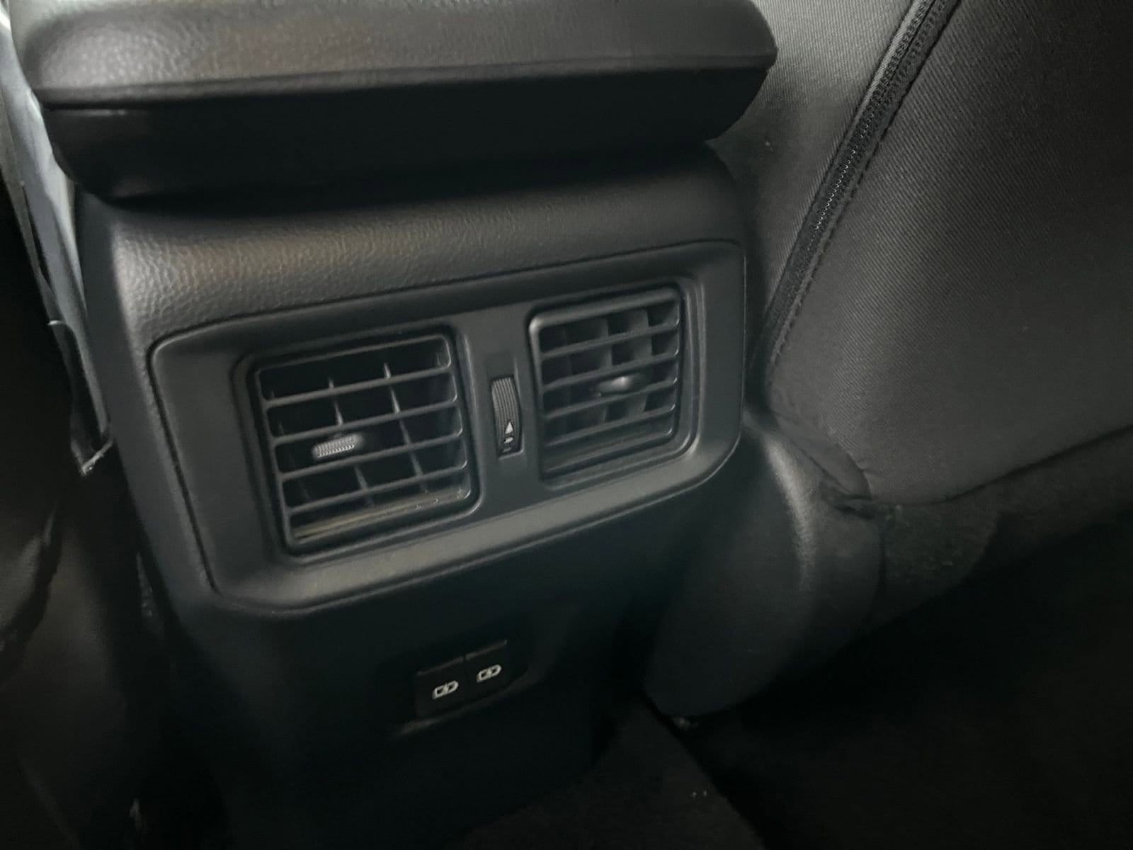 Thumbnail: 2025 Toyota RAV4 - 25