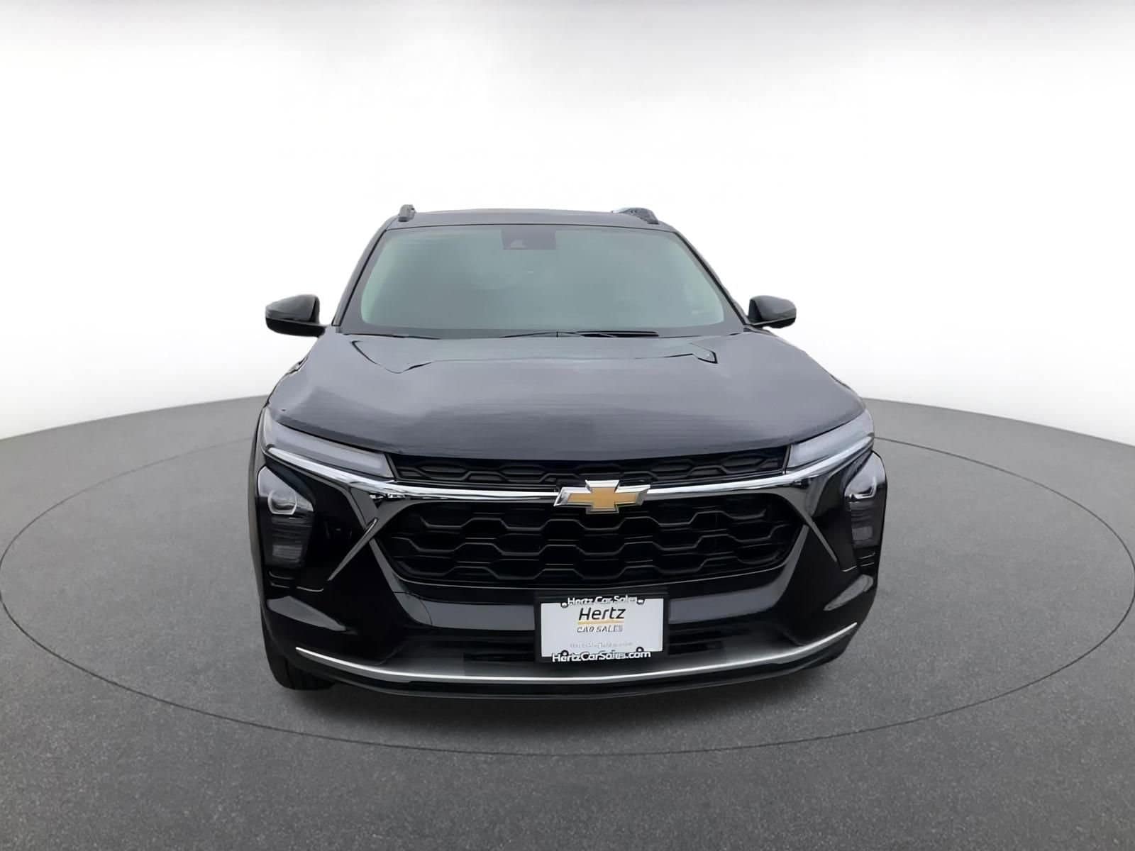 Thumbnail: 2025 Chevrolet Trax - 4