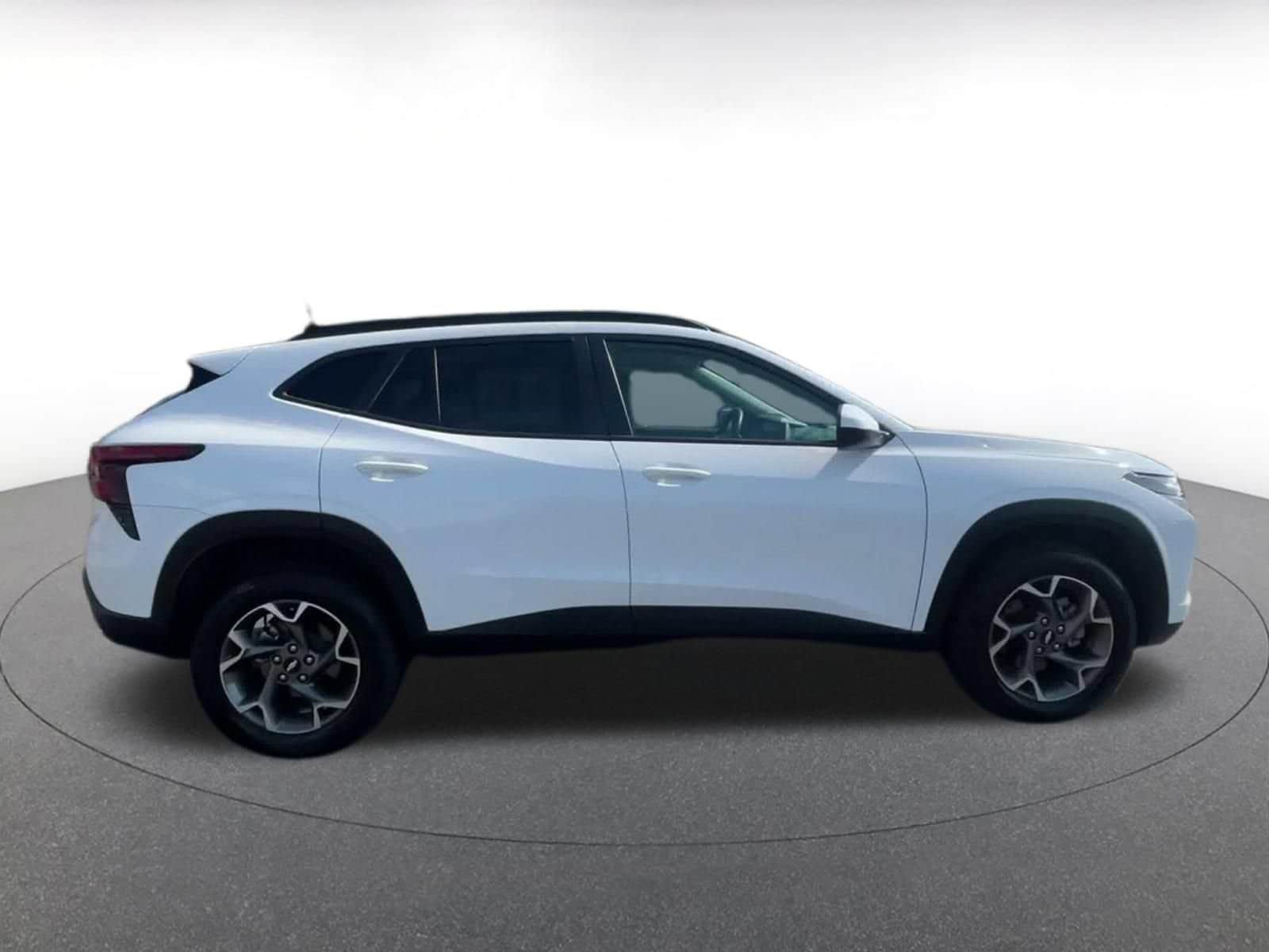 Thumbnail: 2025 Chevrolet Trax - 13