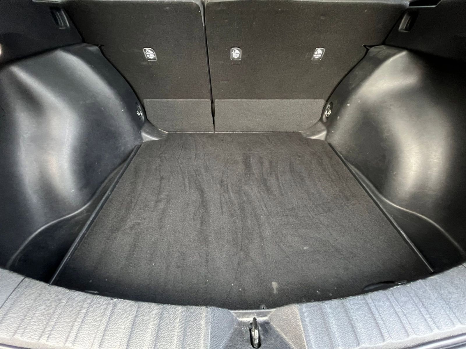 Thumbnail: 2025 Toyota Corolla Cross - 31