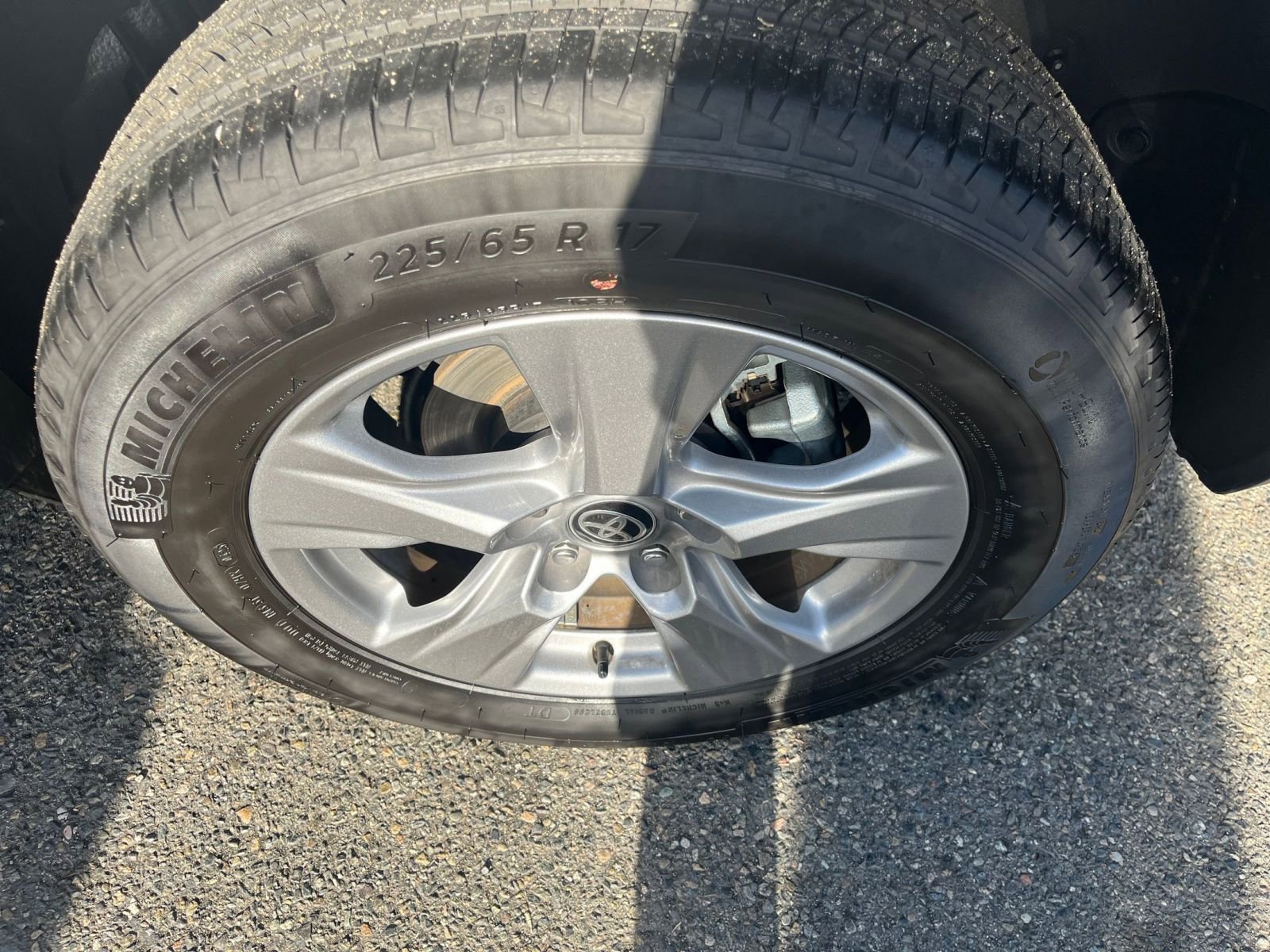 Thumbnail: 2025 Toyota RAV4 - 30