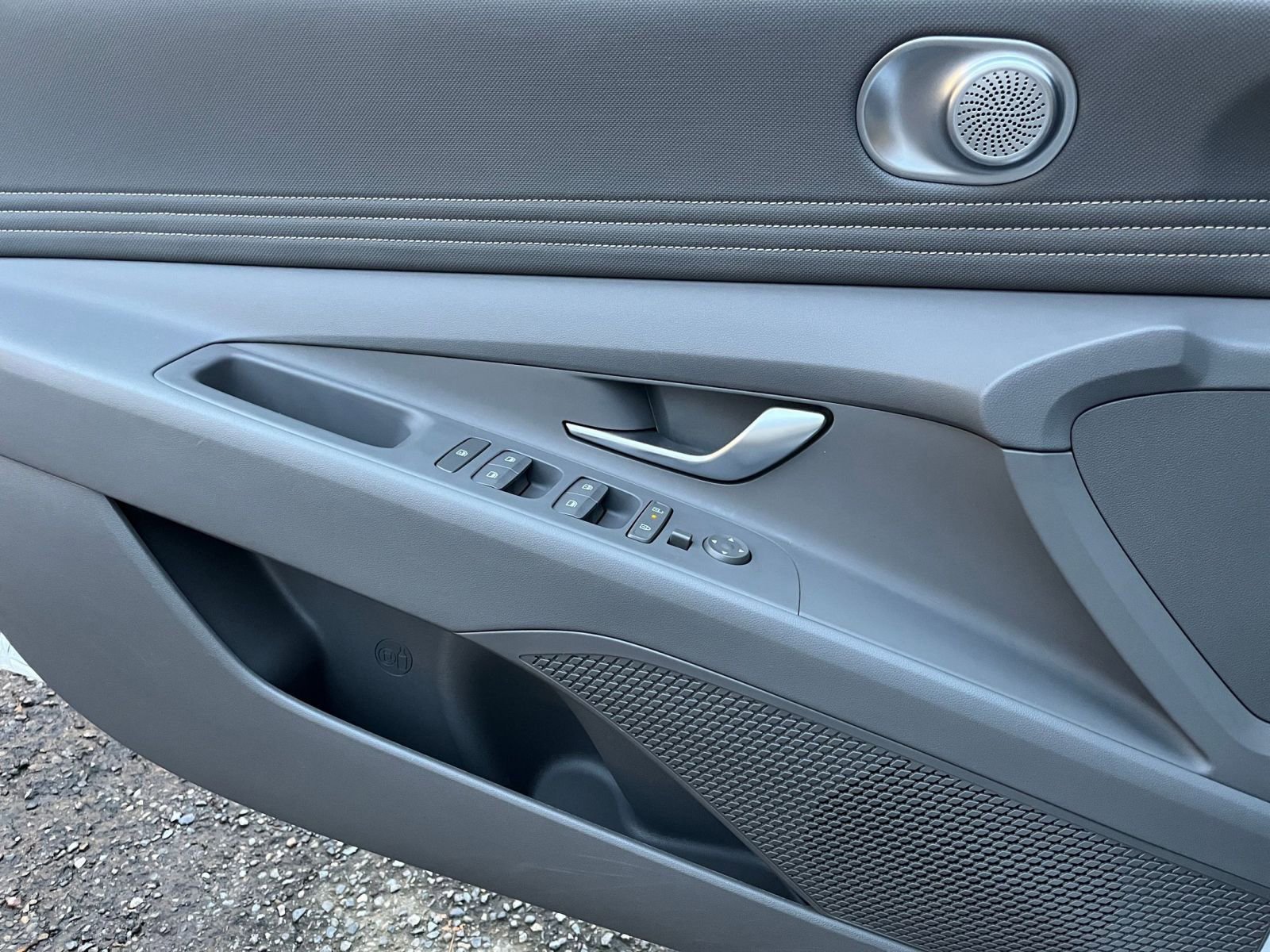 Thumbnail: 2025 Hyundai Elantra - 20