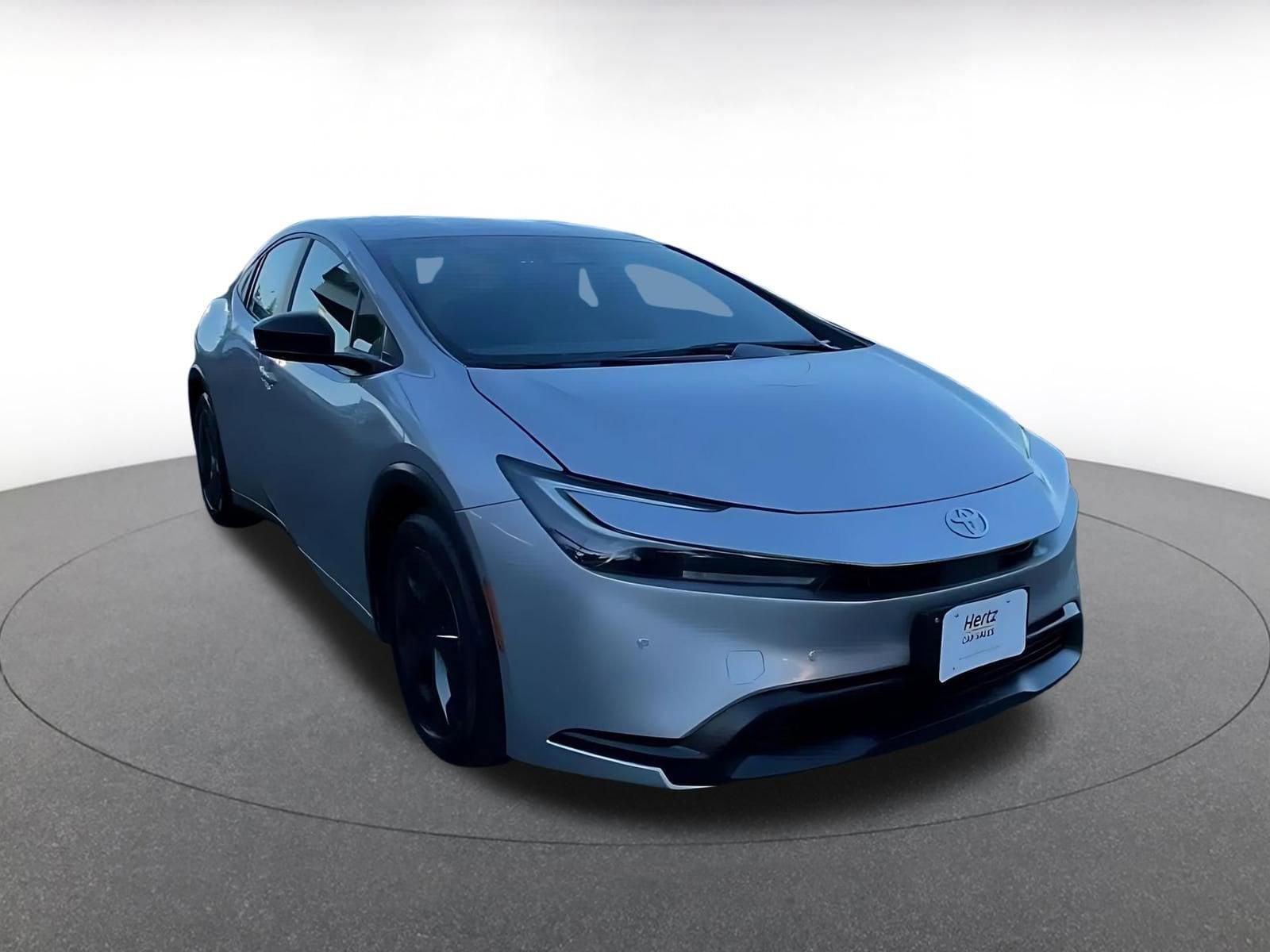 Thumbnail: 2025 Toyota Prius - 3