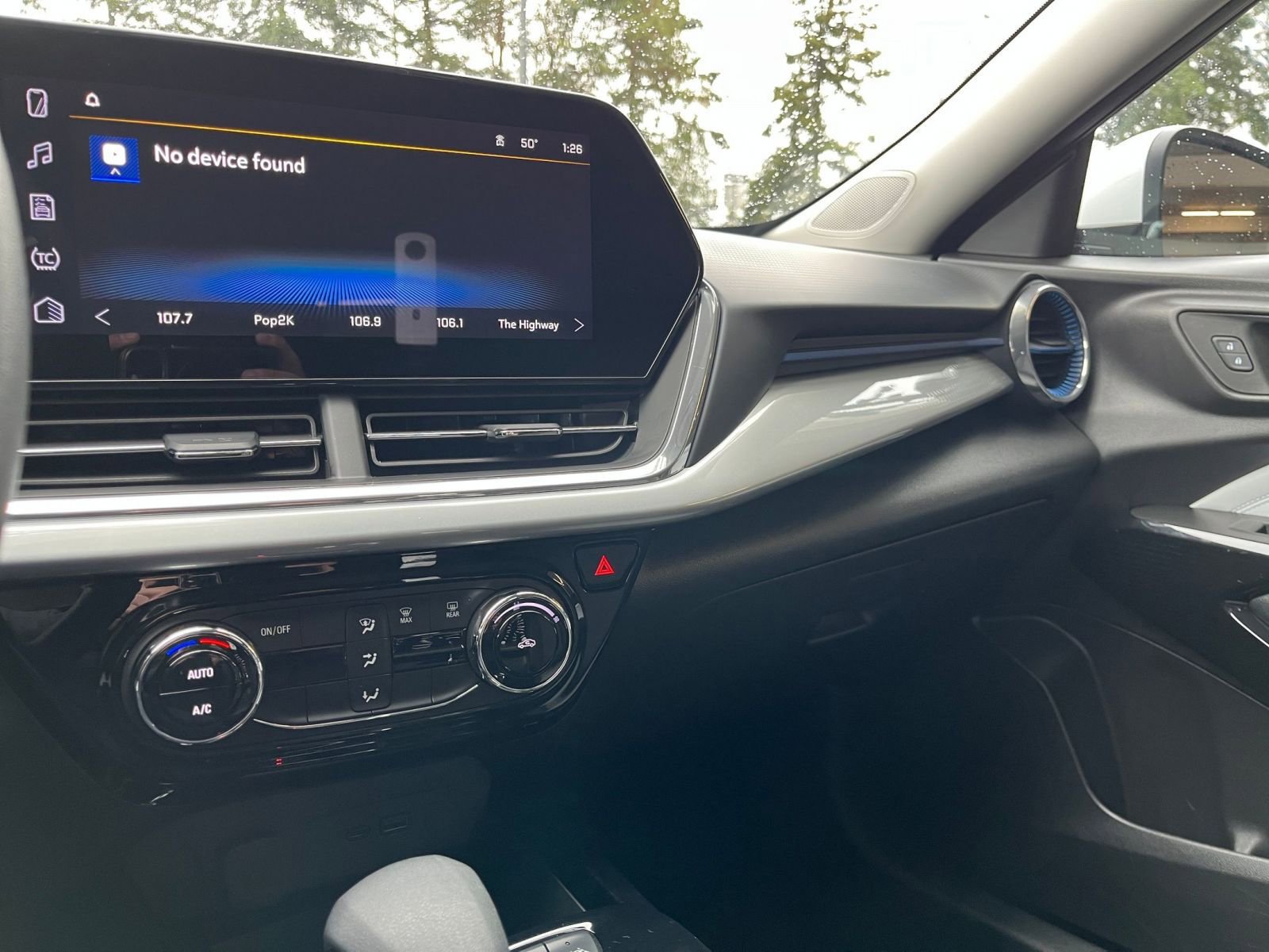 Thumbnail: 2025 Chevrolet Trax - 20