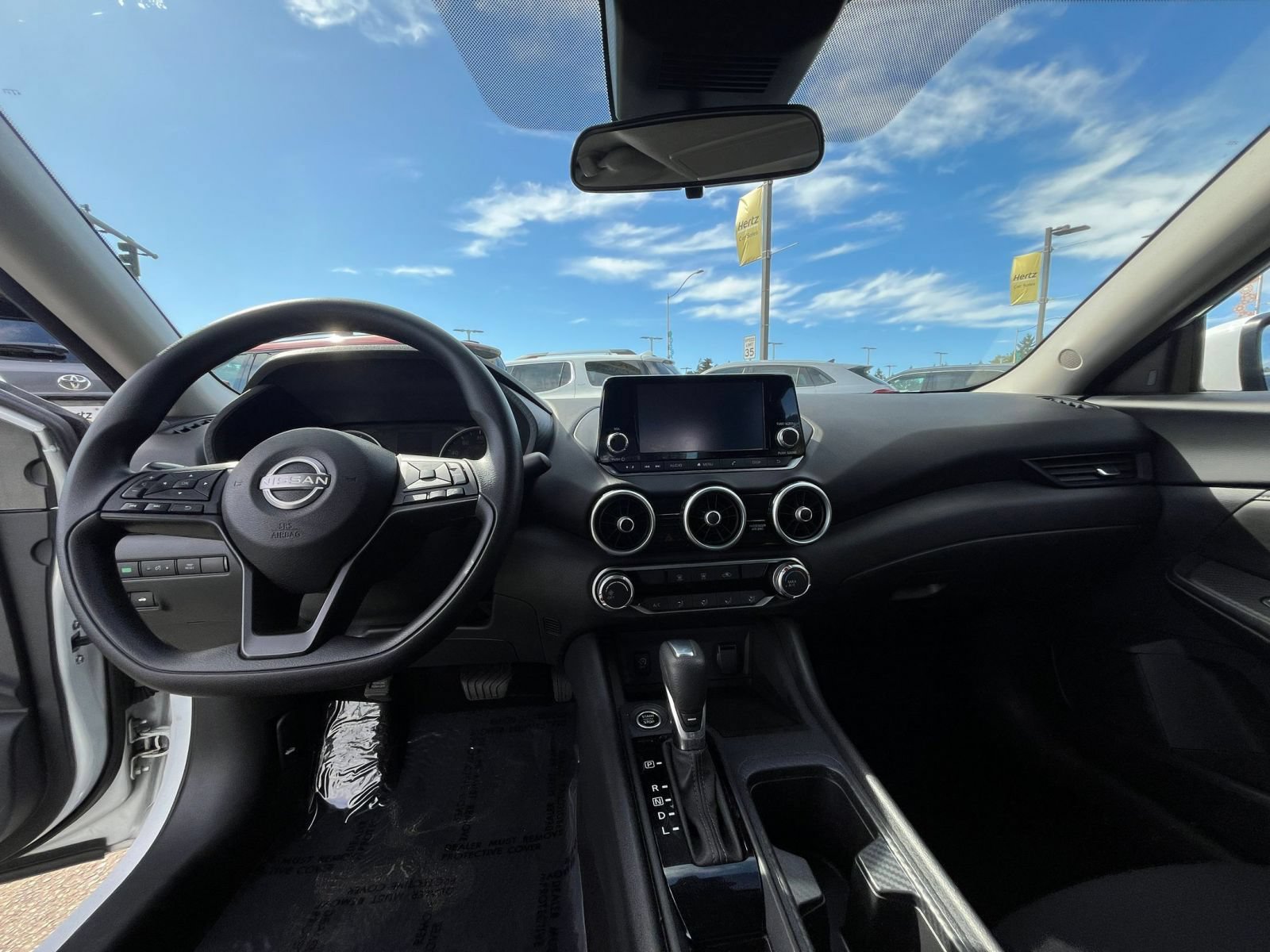 Thumbnail: 2025 Nissan Sentra - 33