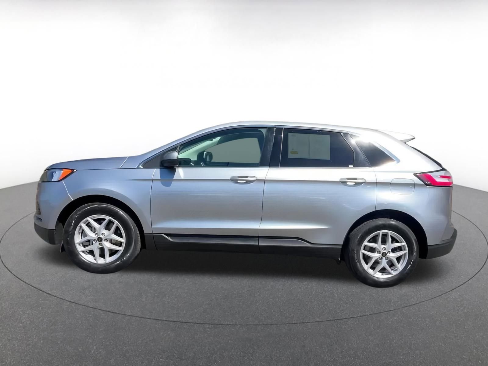 Thumbnail: 2024 Ford Edge - 9