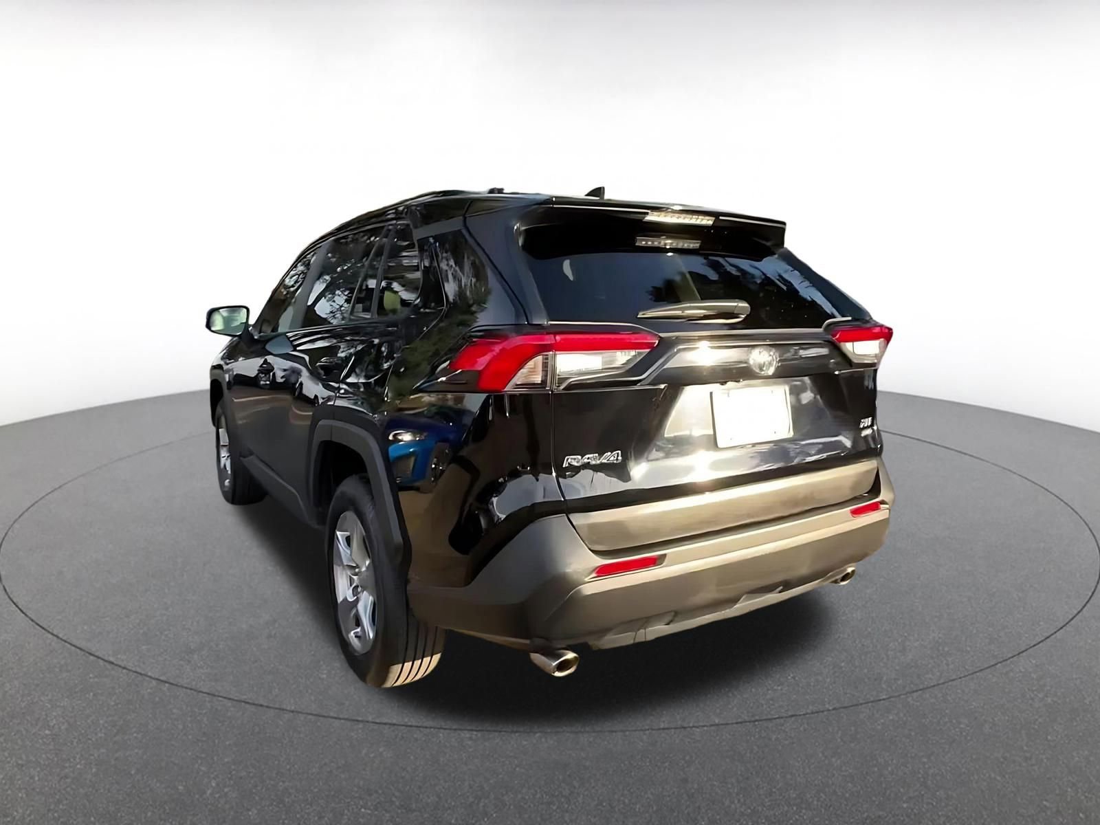 Thumbnail: 2025 Toyota RAV4 - 11