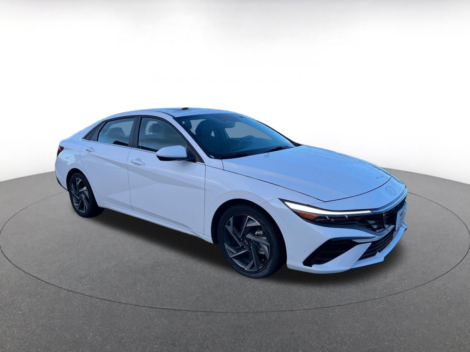 Thumbnail: 2025 Hyundai Elantra - 1