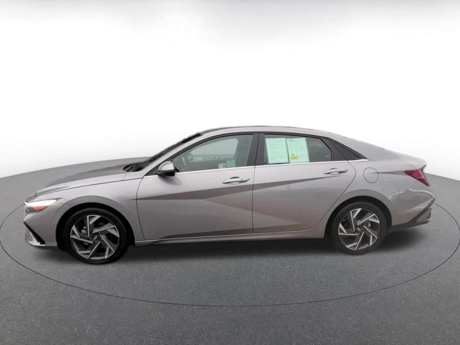 Thumbnail: 2025 Hyundai Elantra - 9