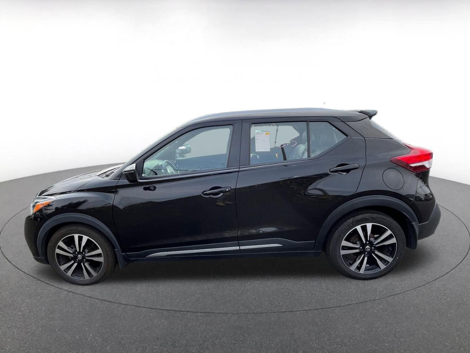 Thumbnail: 2020 Nissan Kicks - 4