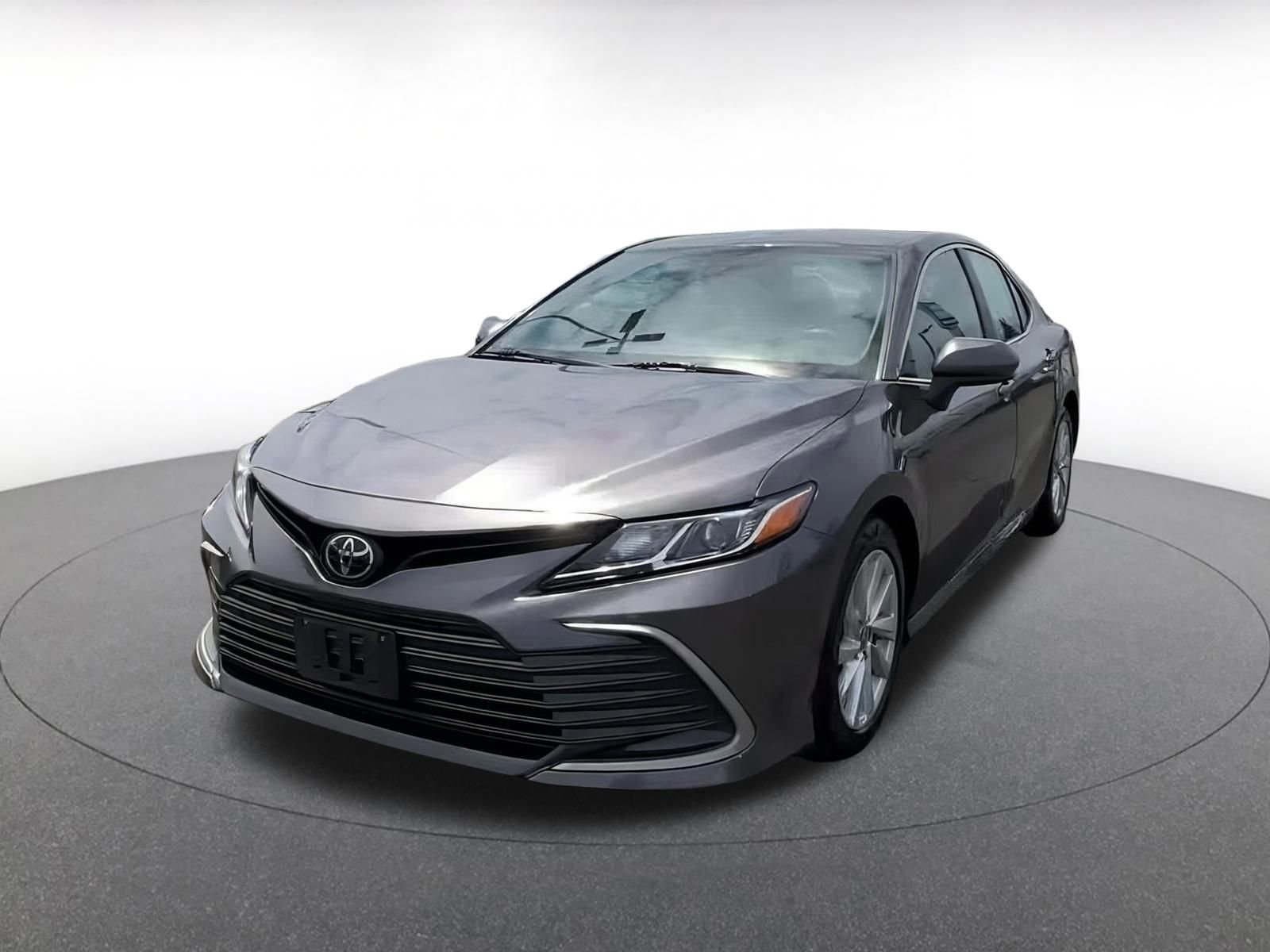 Thumbnail: 2023 Toyota Camry - 6
