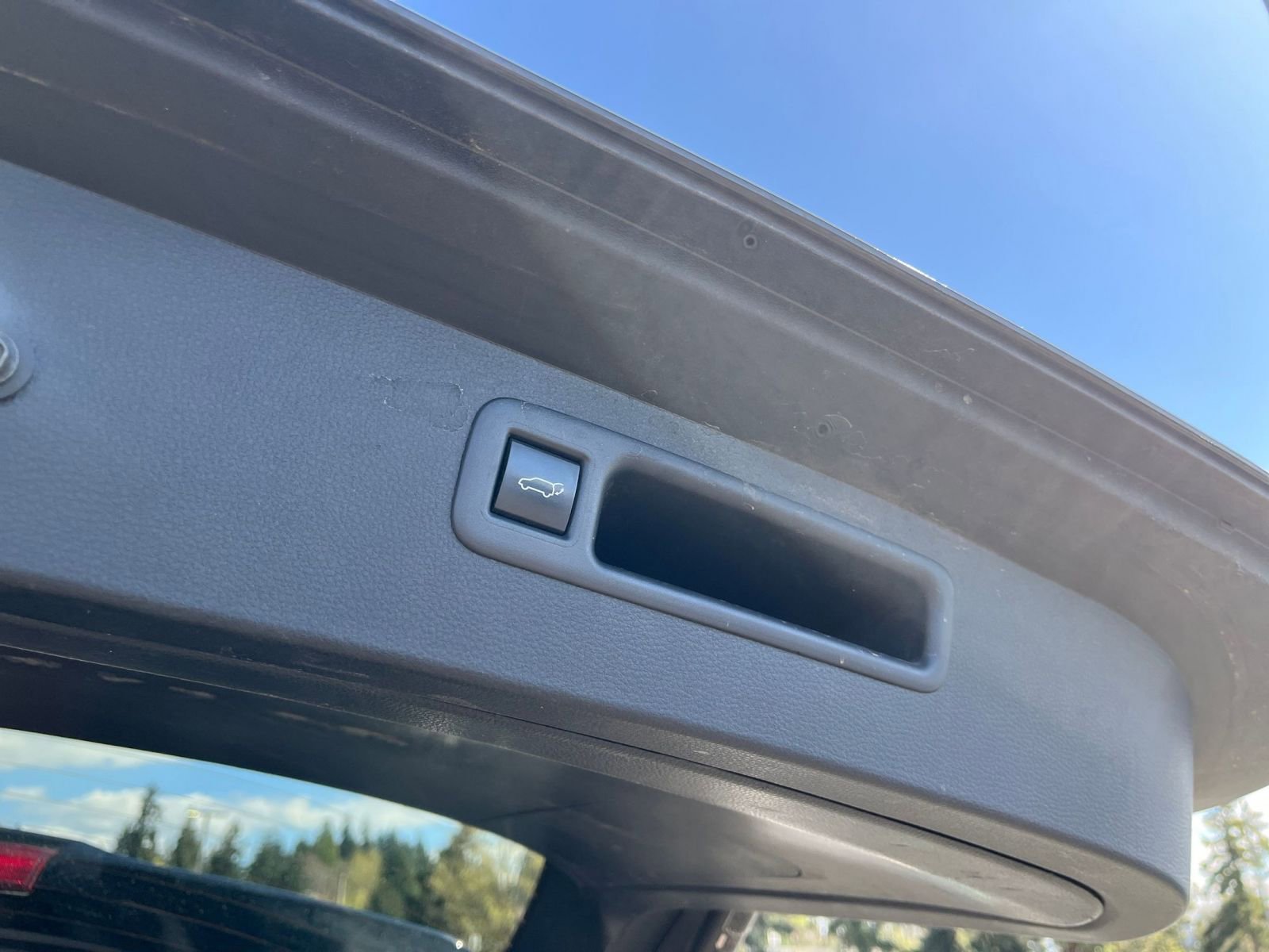 Thumbnail: 2025 Toyota Highlander - 23