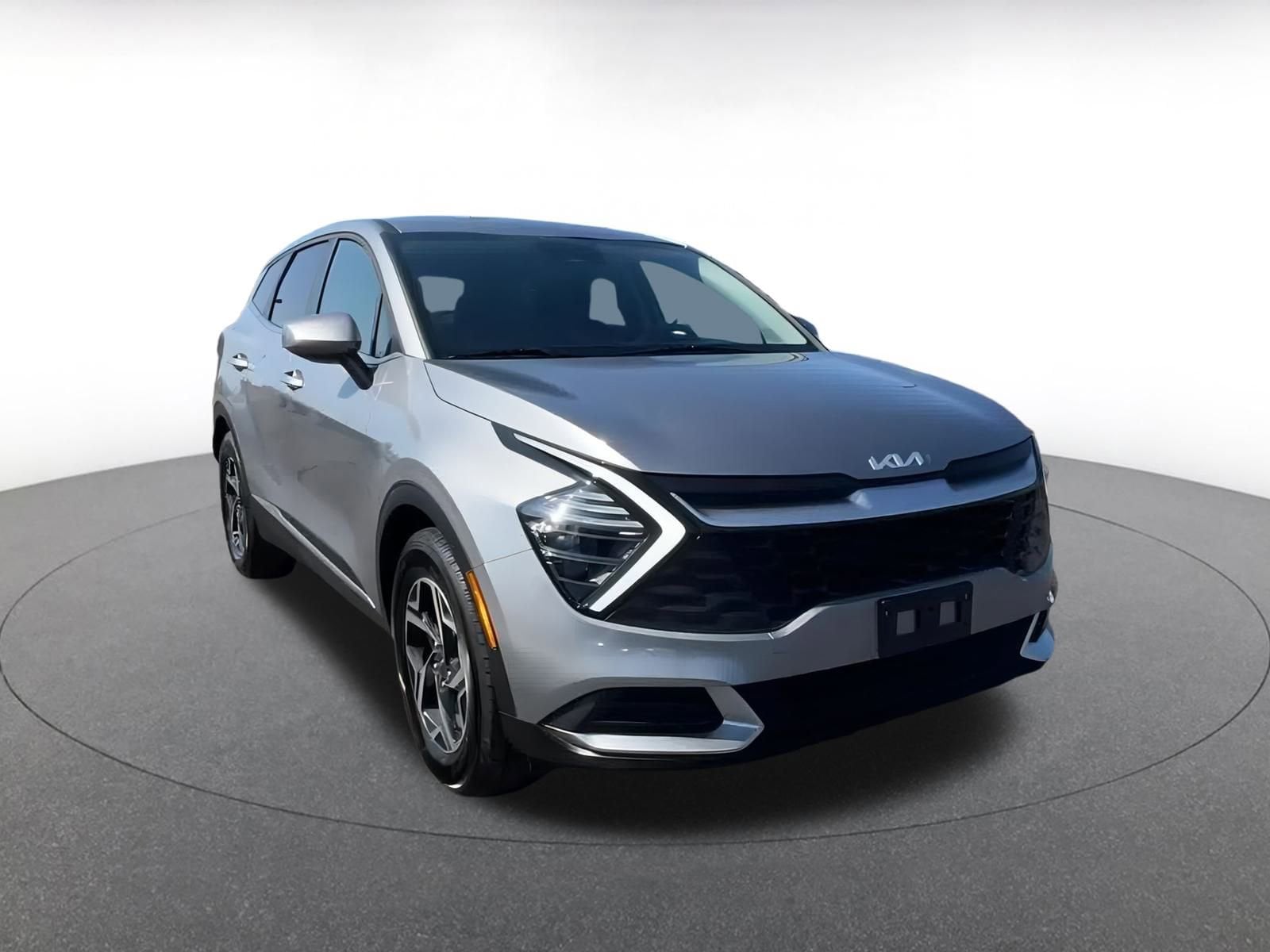Thumbnail: 2024 Kia Sportage - 3