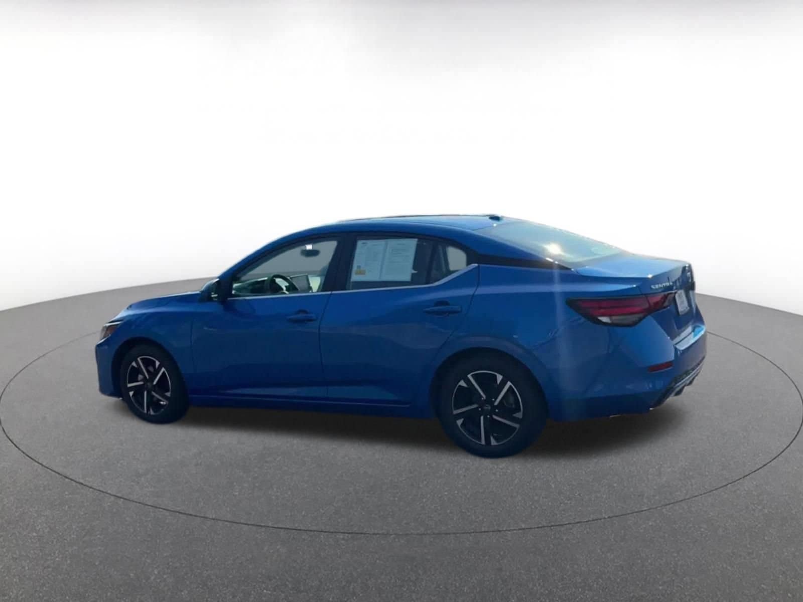 Thumbnail: 2025 Nissan Sentra - 10