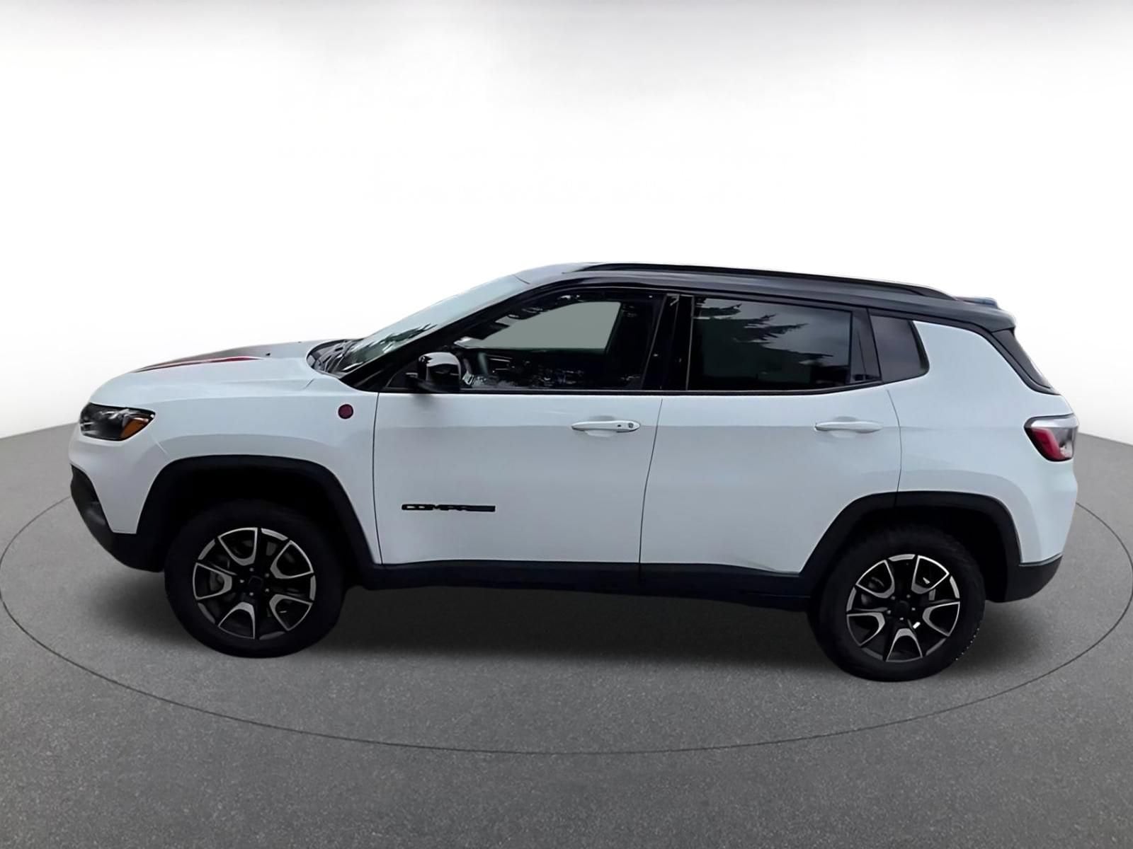 Thumbnail: 2025 Jeep Compass - 7